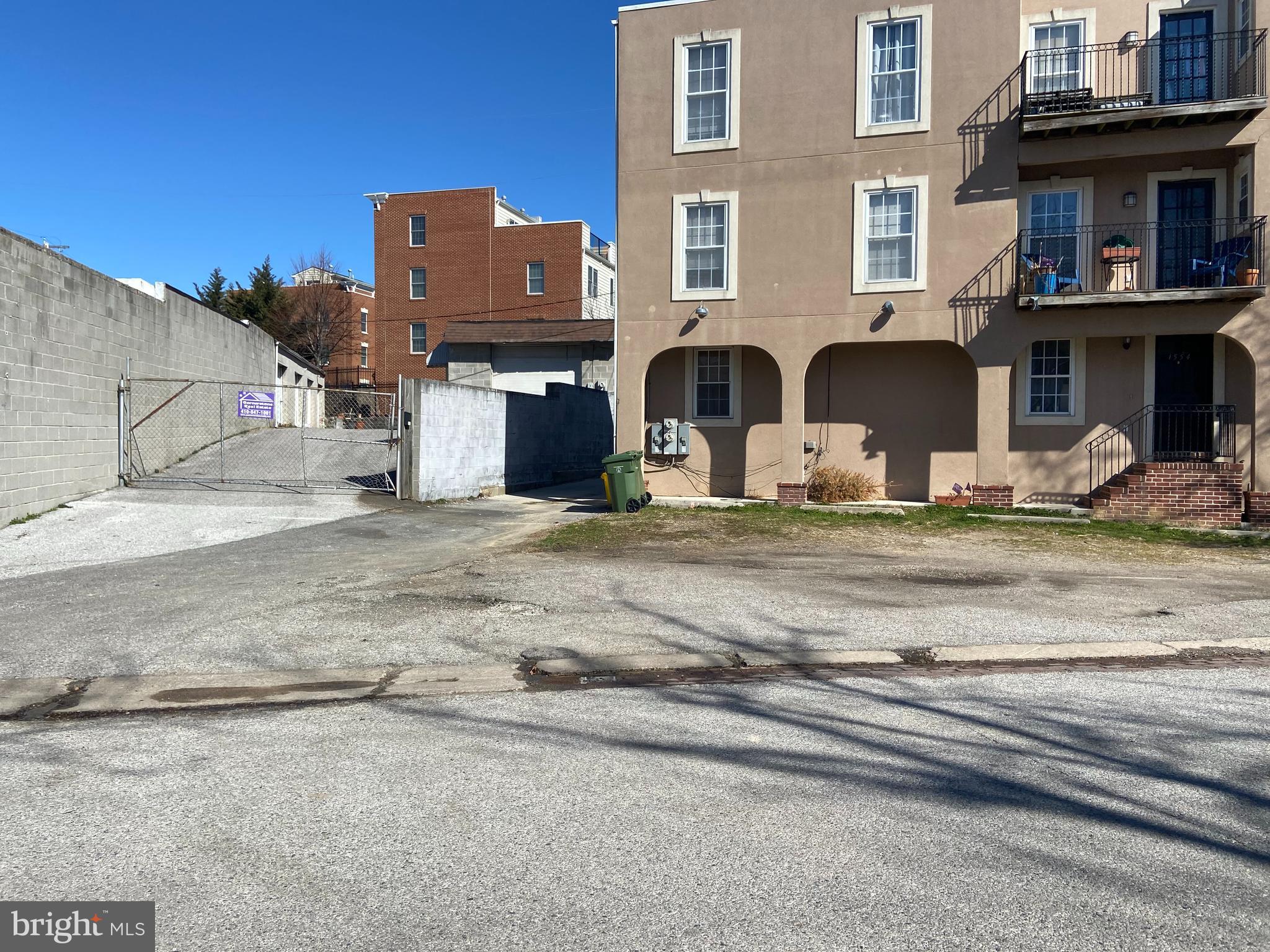 700 E HEATH STREET