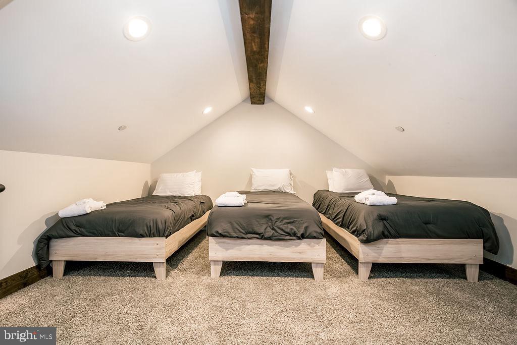 YOUGH RIVER ESTATES - Residential