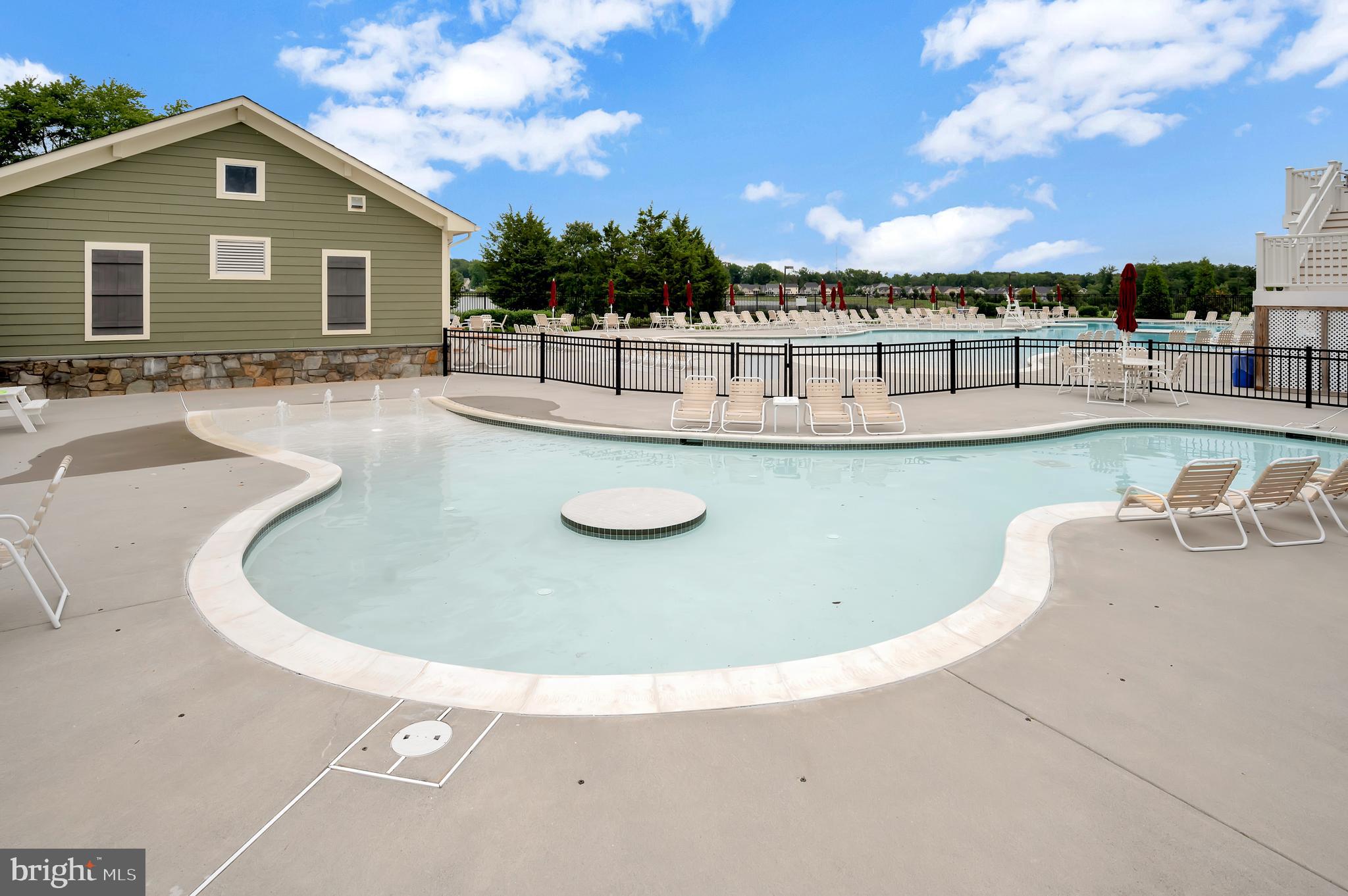 BROOKSIDE - Residential