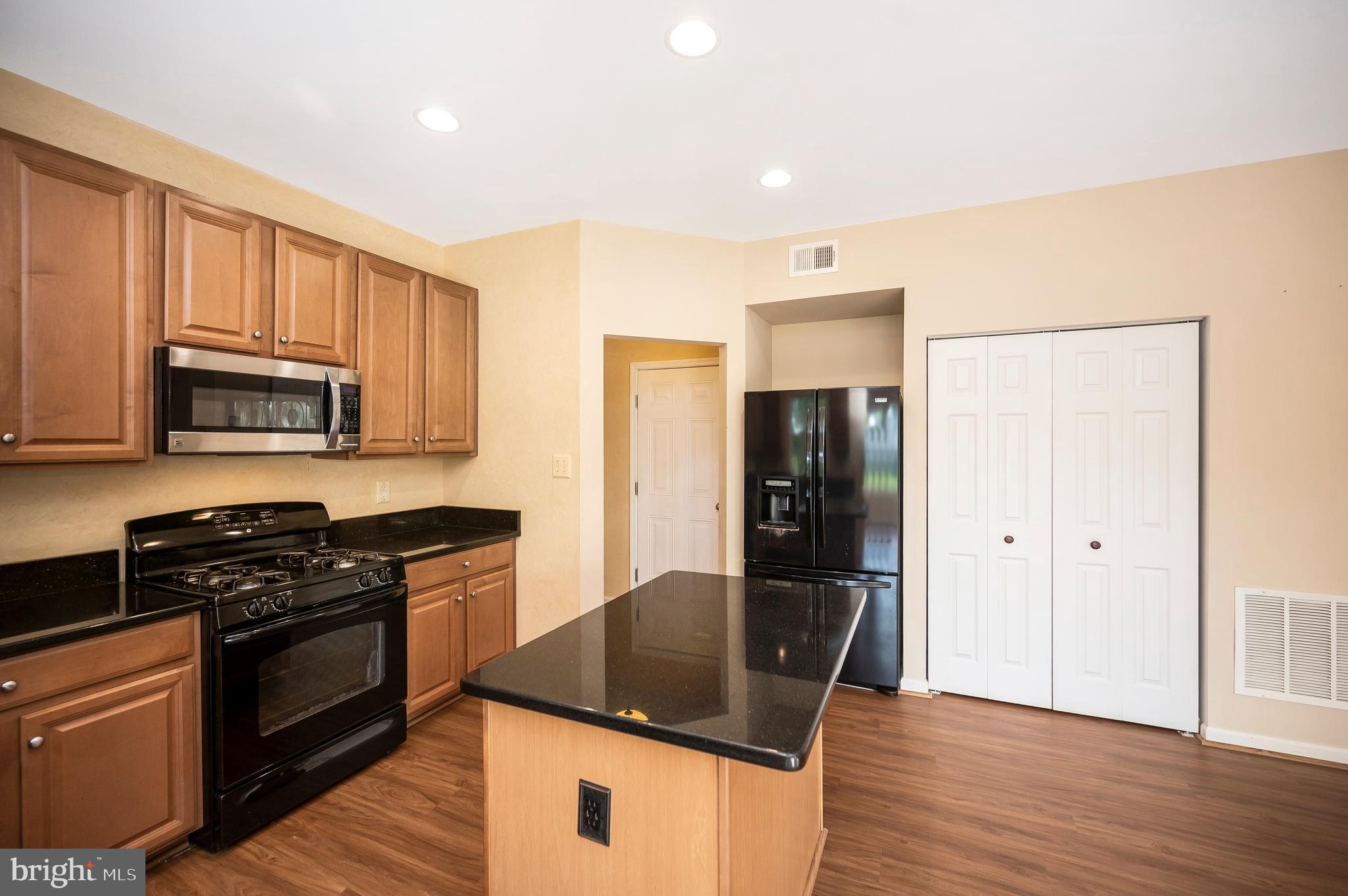 BROOKSIDE - Residential