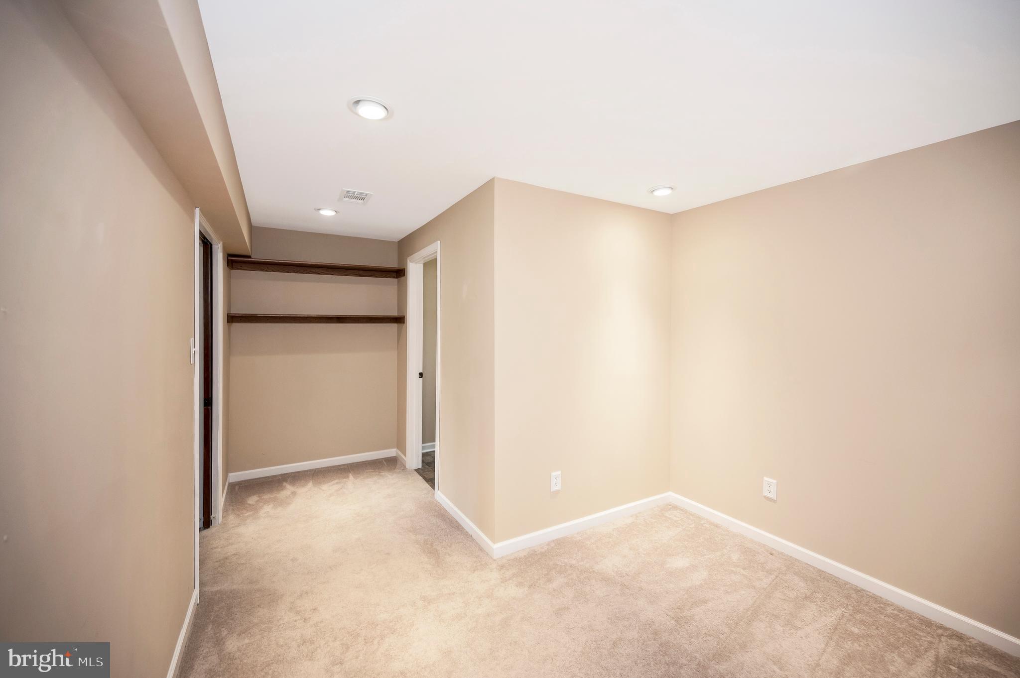 BROOKSIDE - Residential