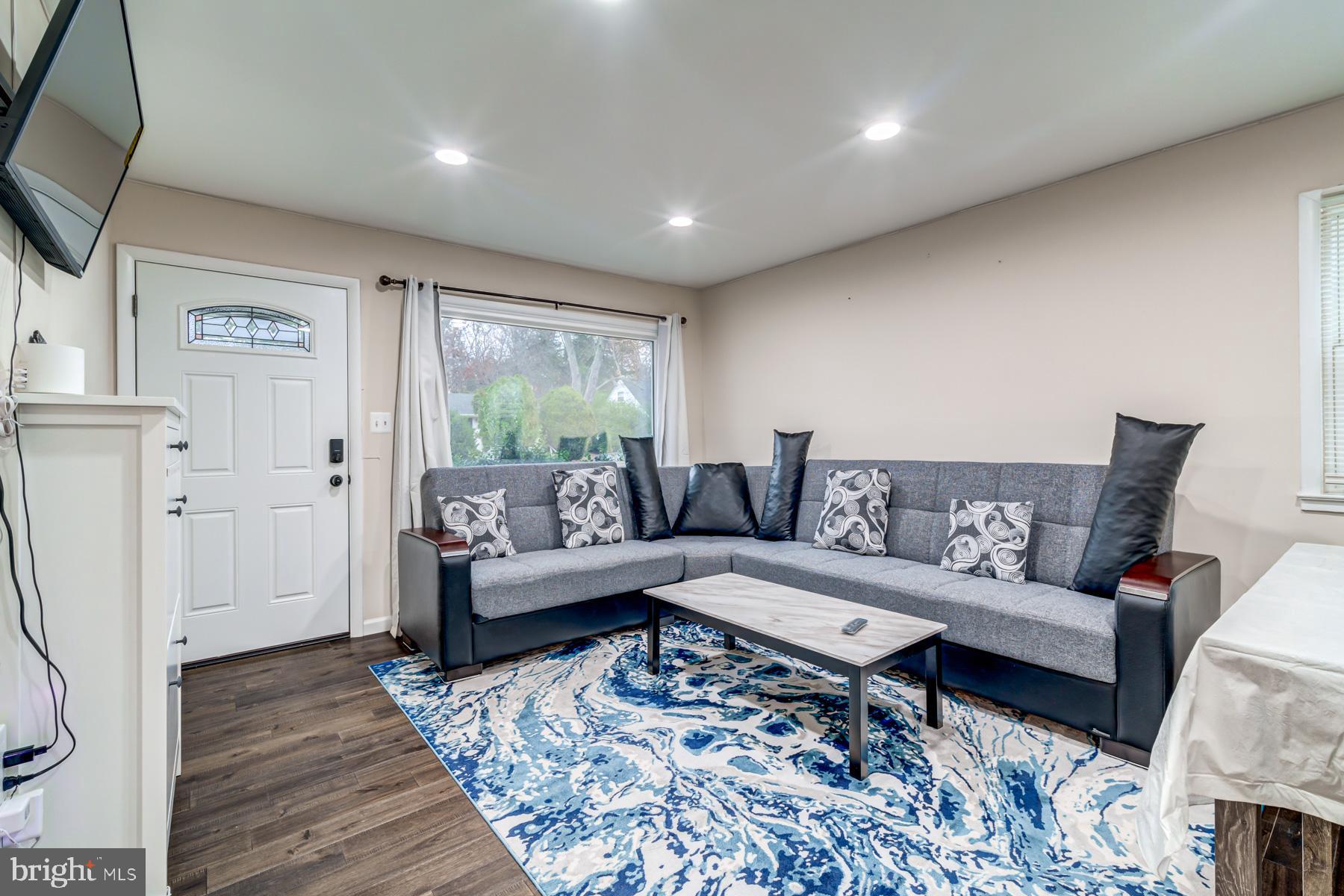 MANASSAS PARK - Residential