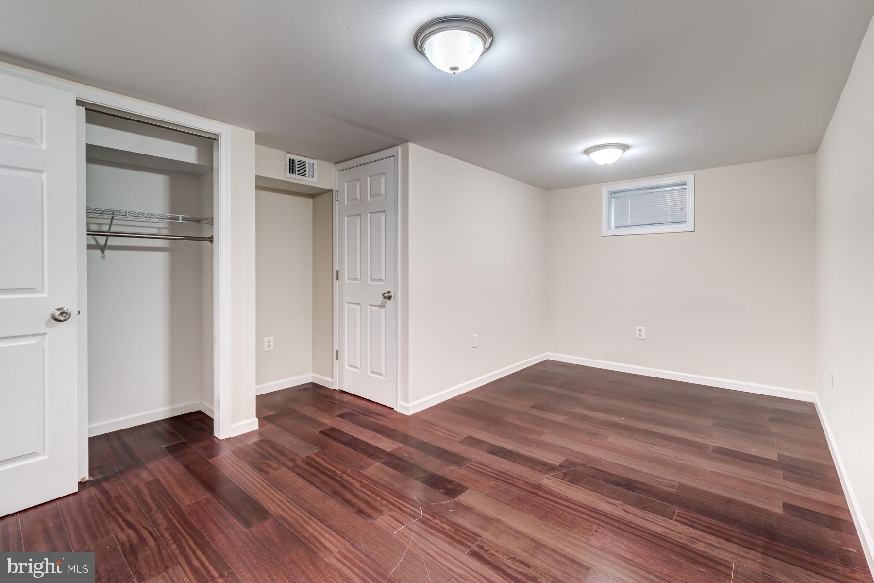 MANASSAS PARK - Residential