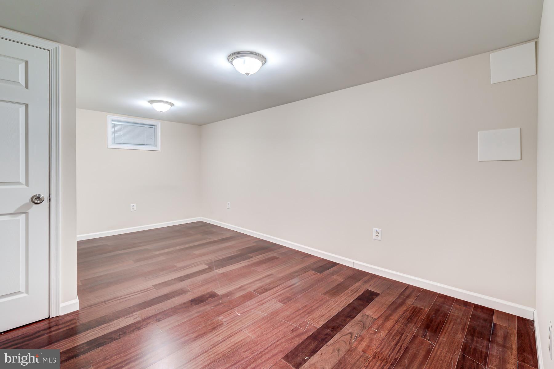 MANASSAS PARK - Residential