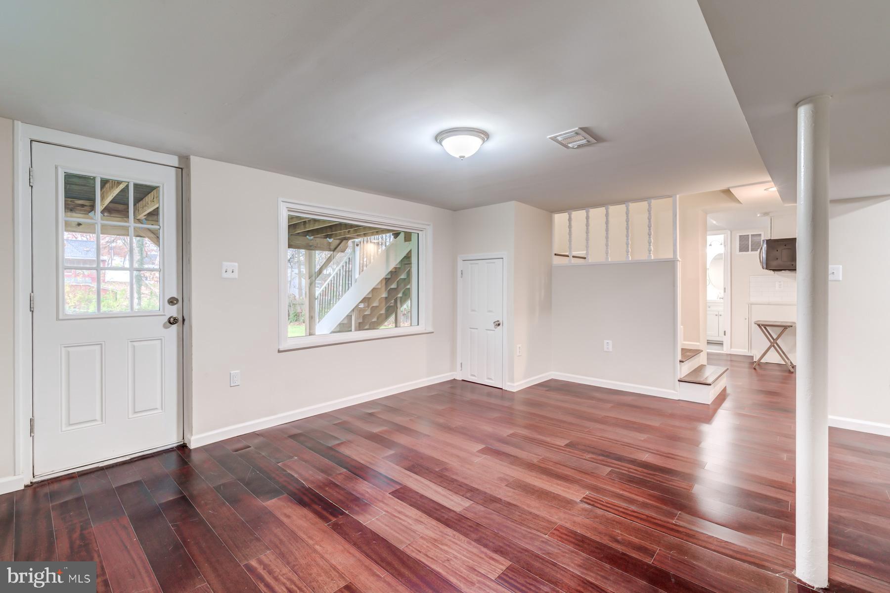 MANASSAS PARK - Residential