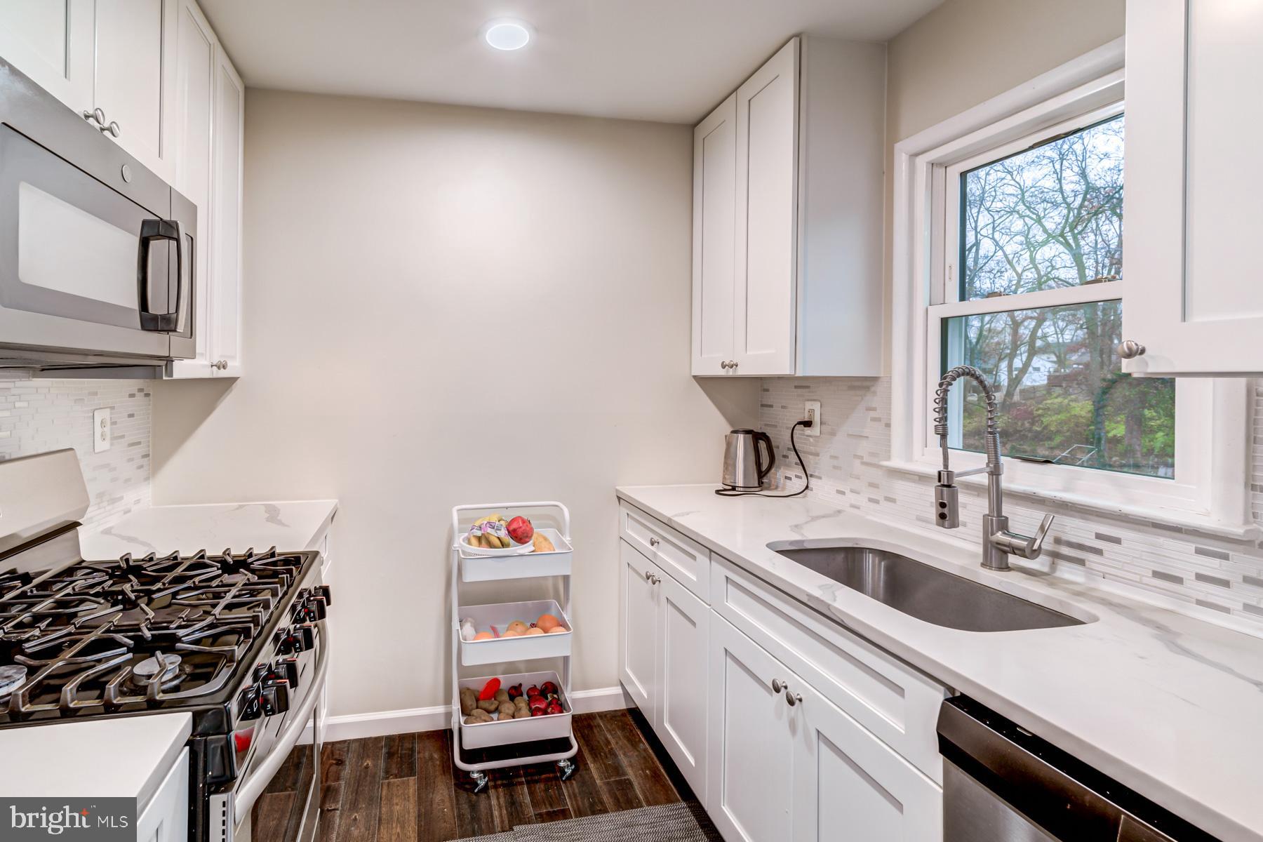 MANASSAS PARK - Residential