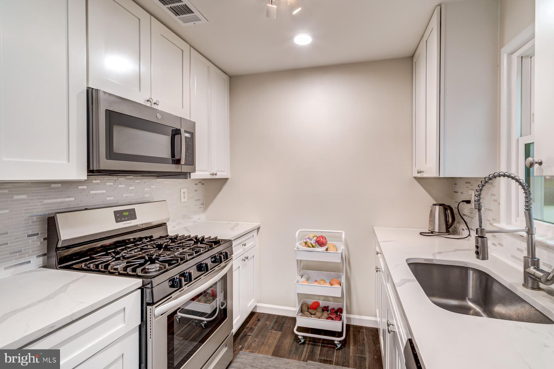 MANASSAS PARK - Residential