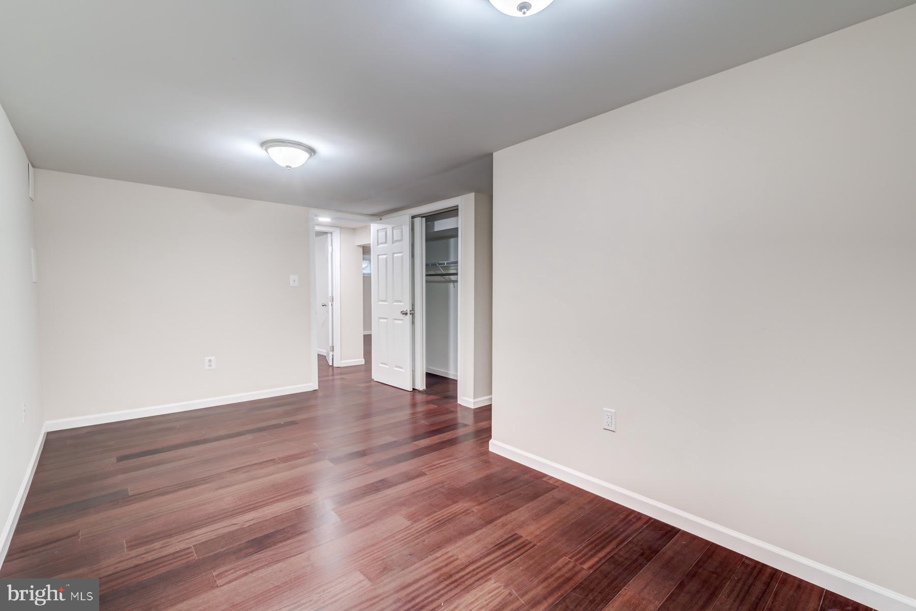 MANASSAS PARK - Residential