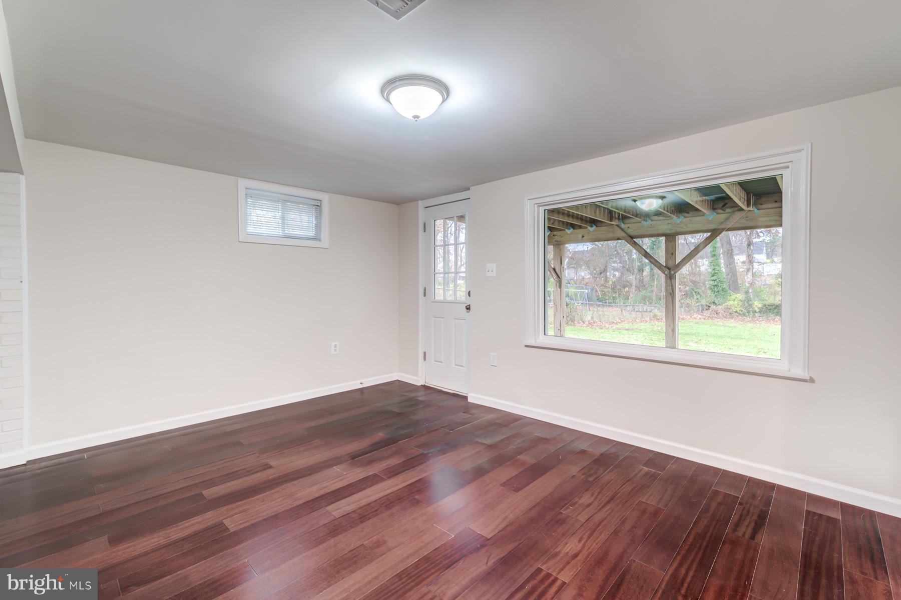 MANASSAS PARK - Residential