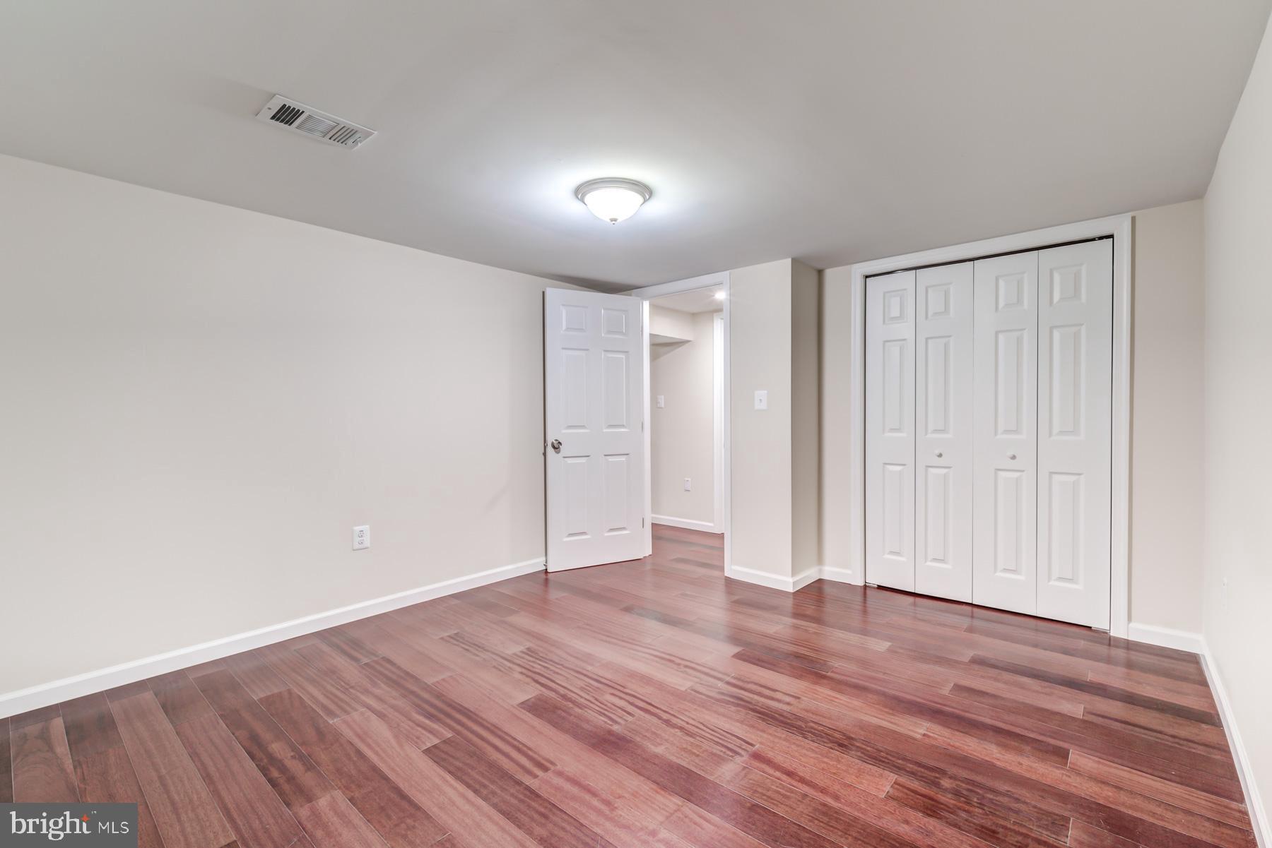 MANASSAS PARK - Residential