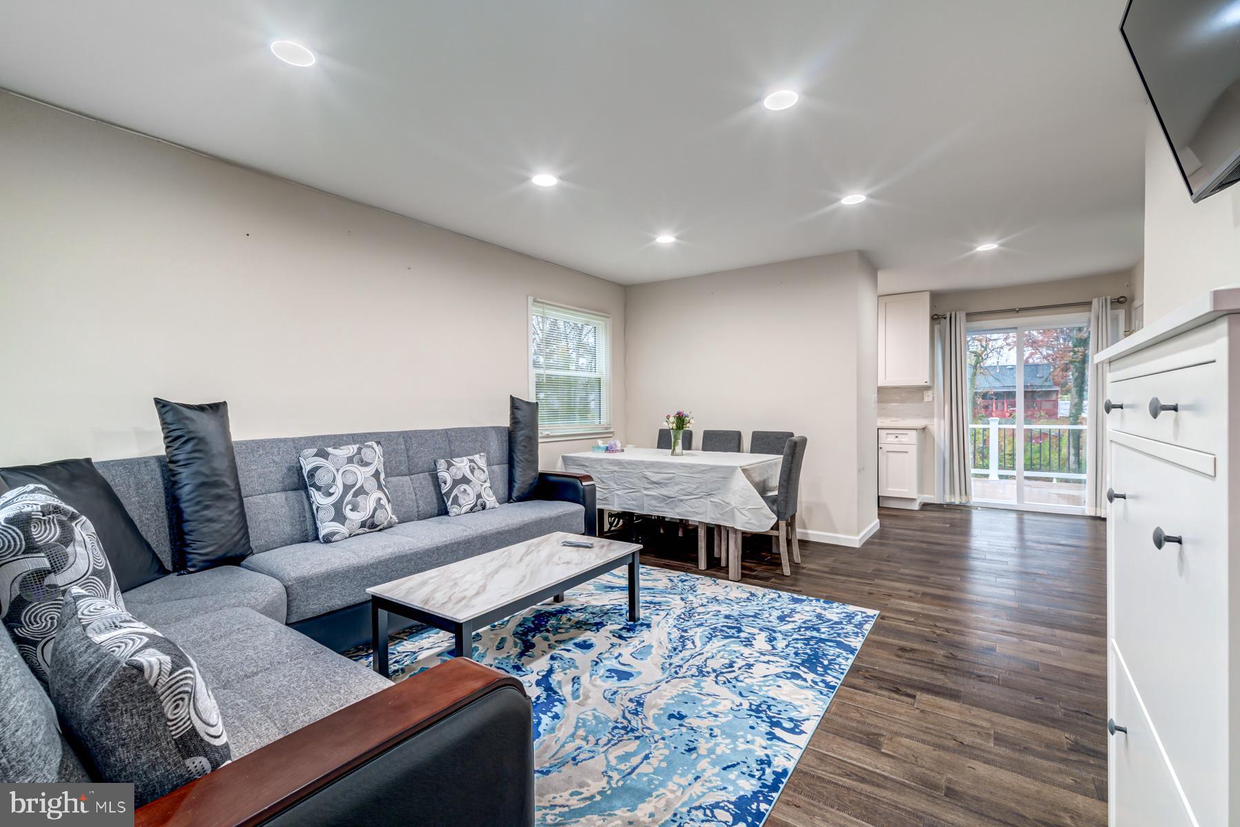 MANASSAS PARK - Residential