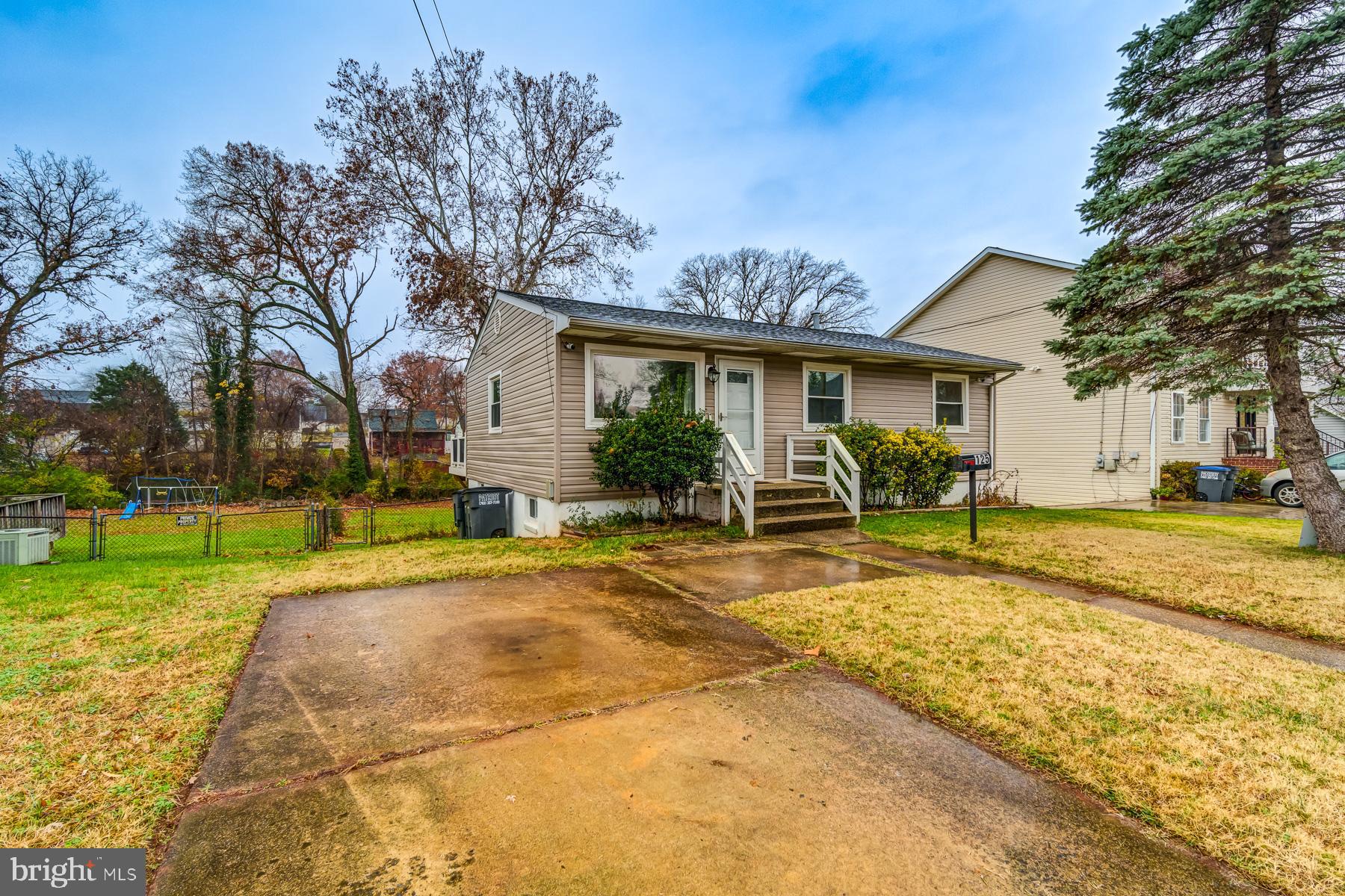 MANASSAS PARK - Residential