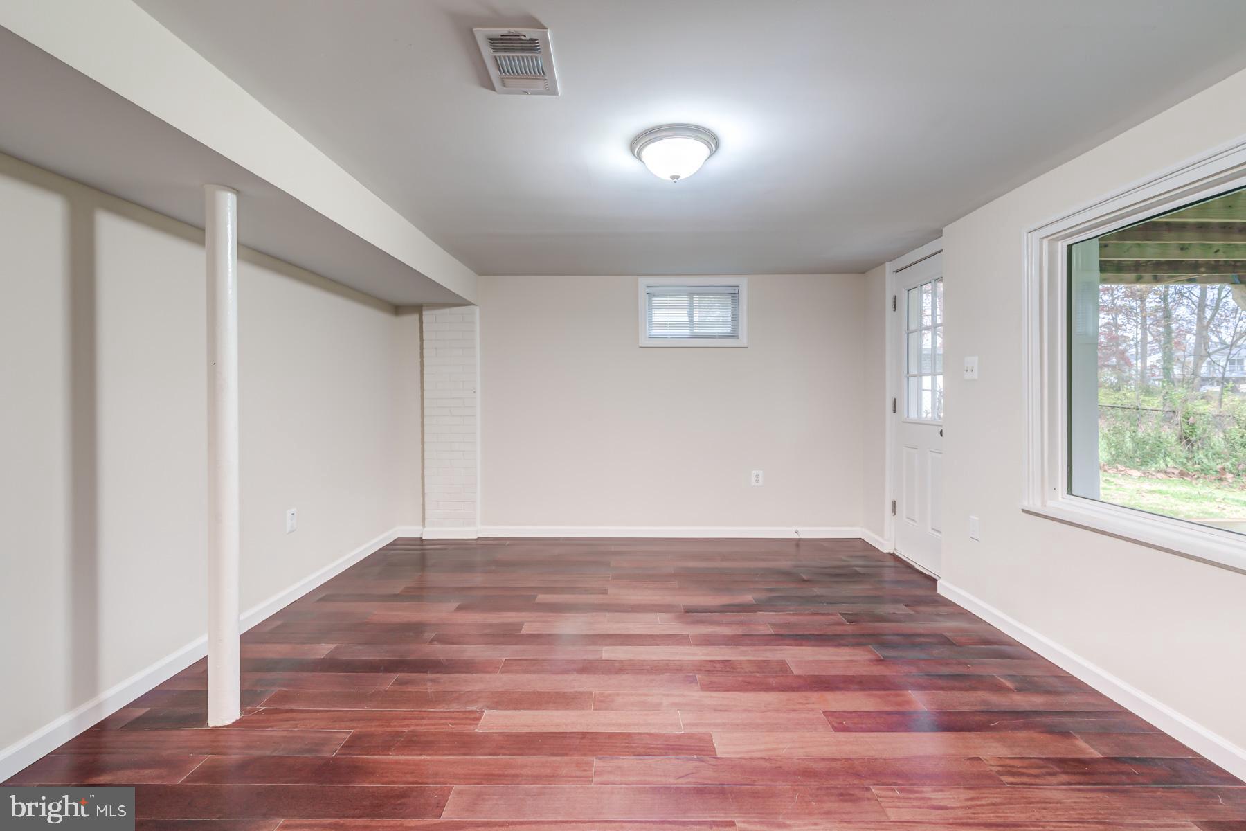 MANASSAS PARK - Residential