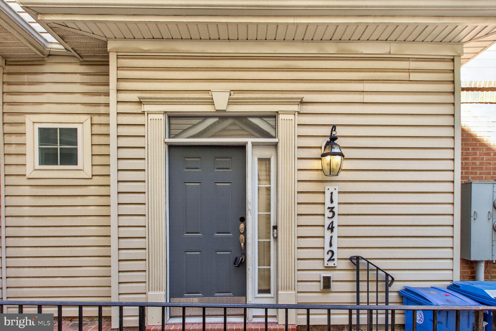 GATEWAY COMMONS - Residential Lease