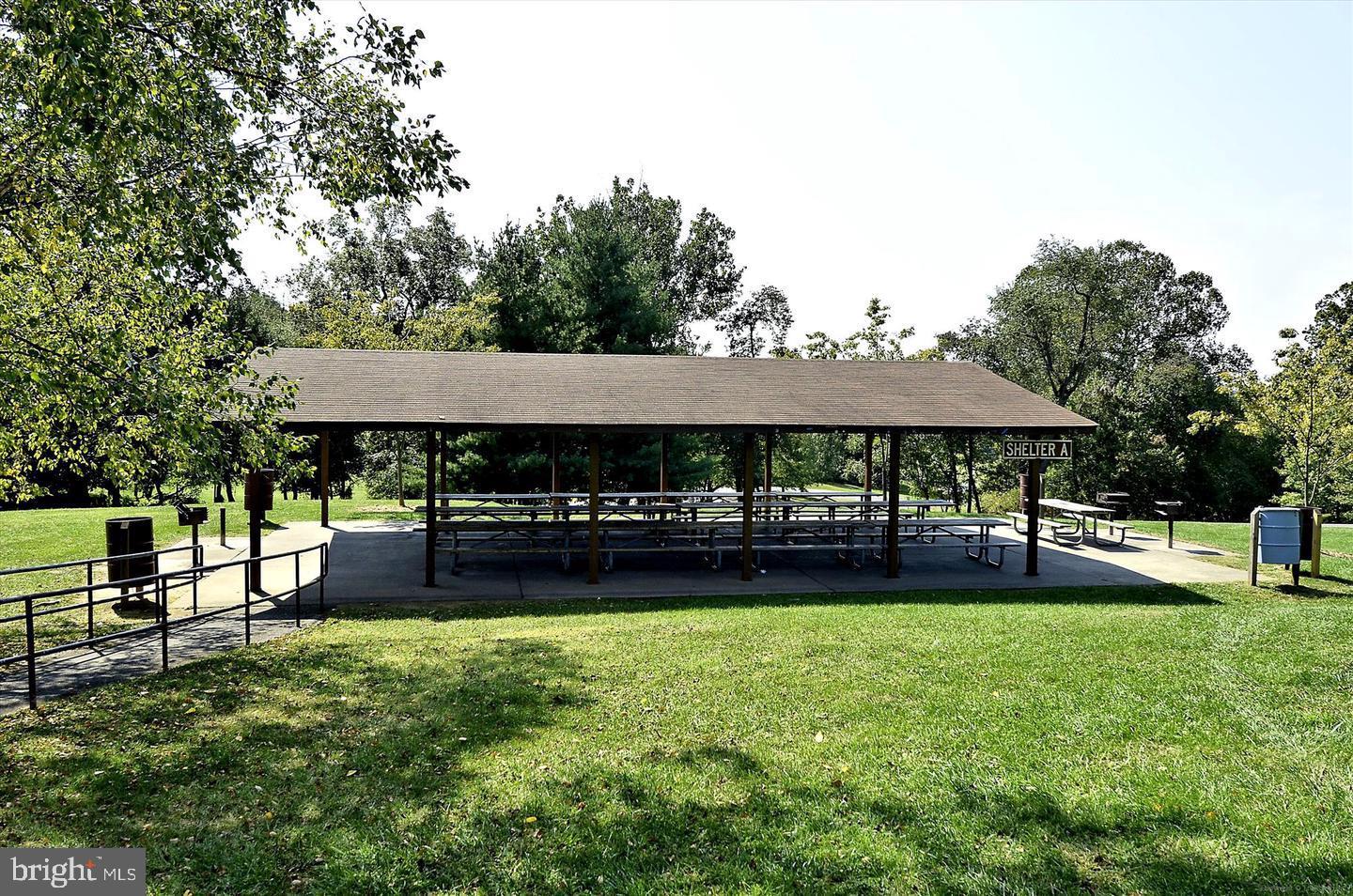 GATEWAY COMMONS - Residential Lease