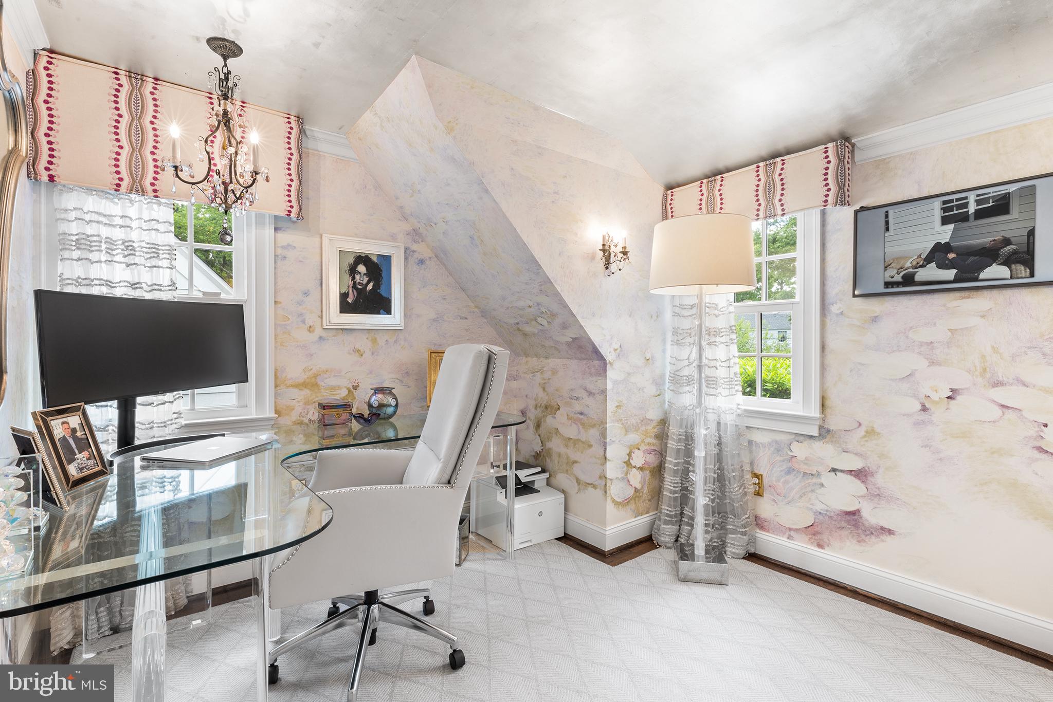 DUNN HILL - Residential