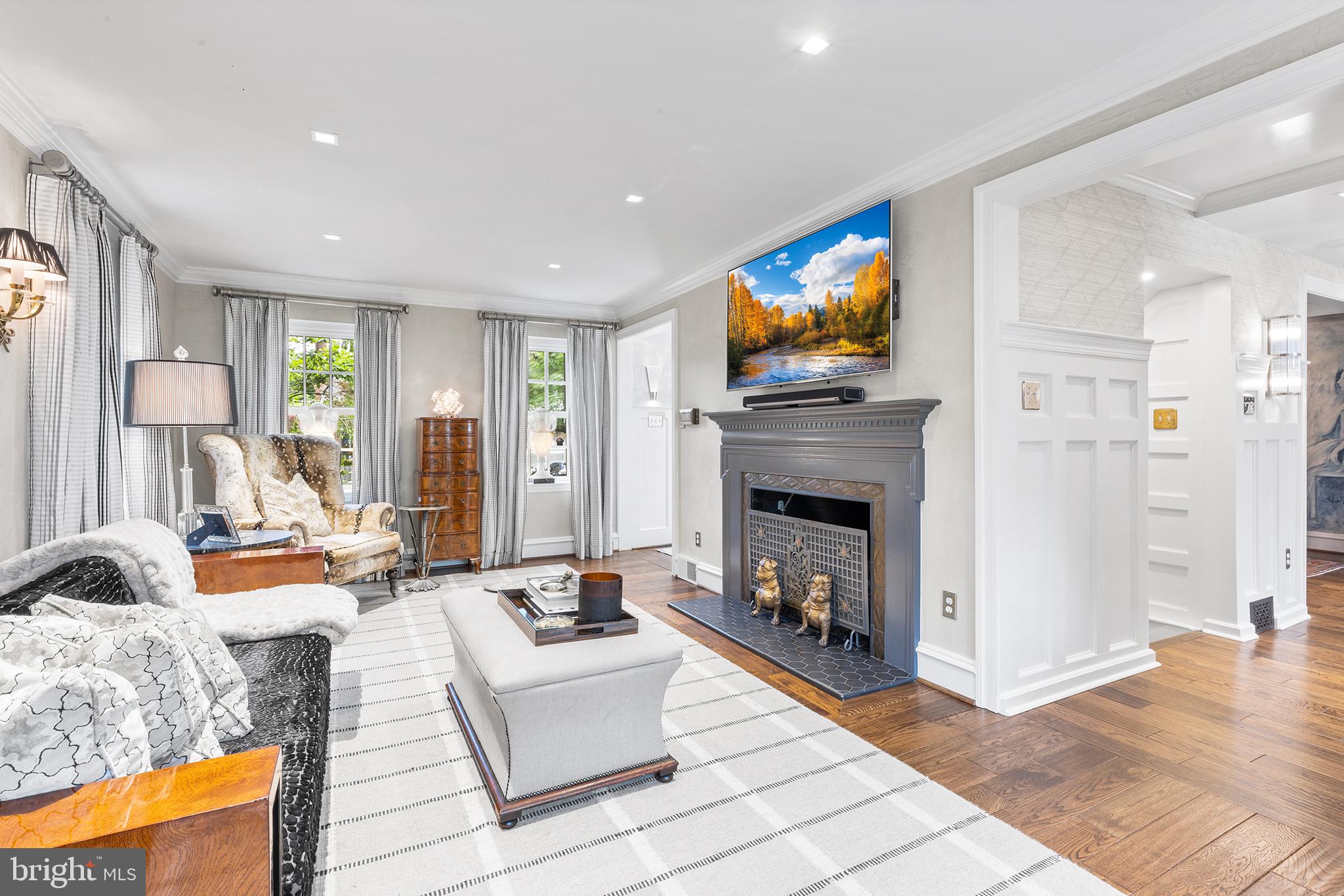 DUNN HILL - Residential