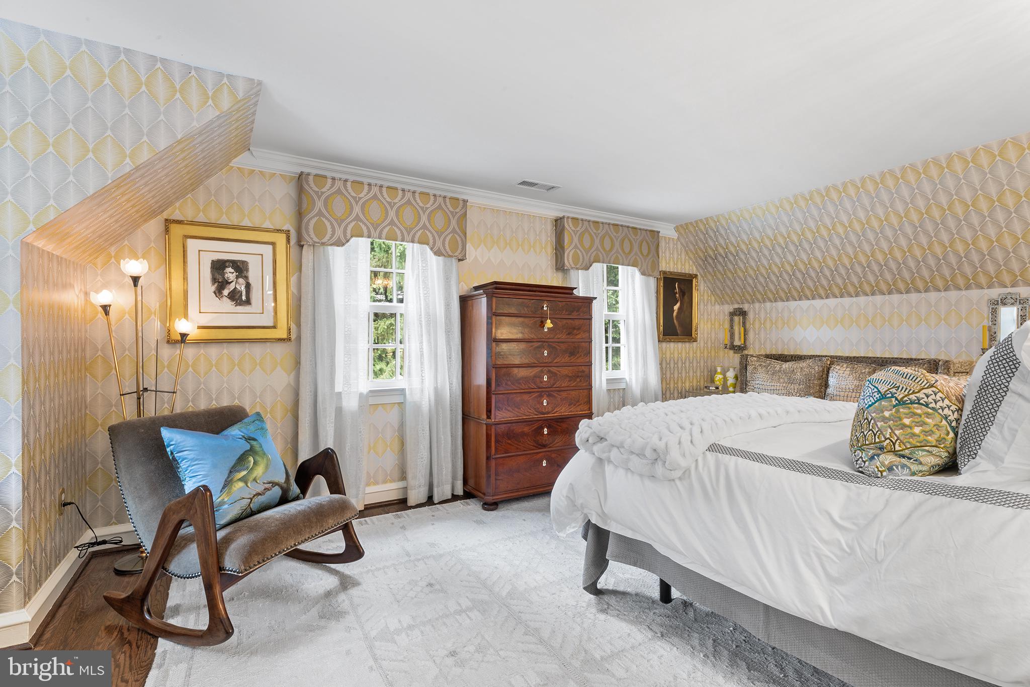 DUNN HILL - Residential