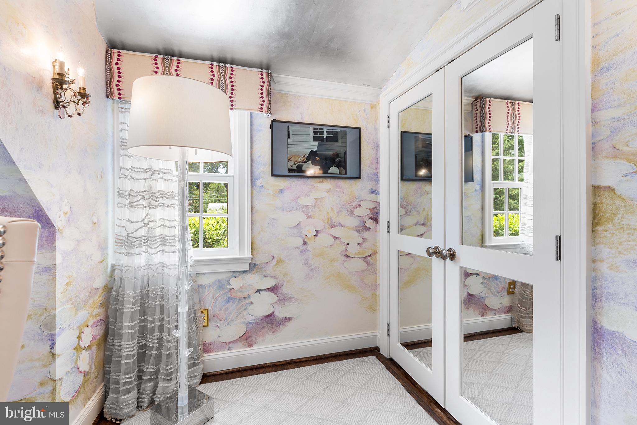 DUNN HILL - Residential