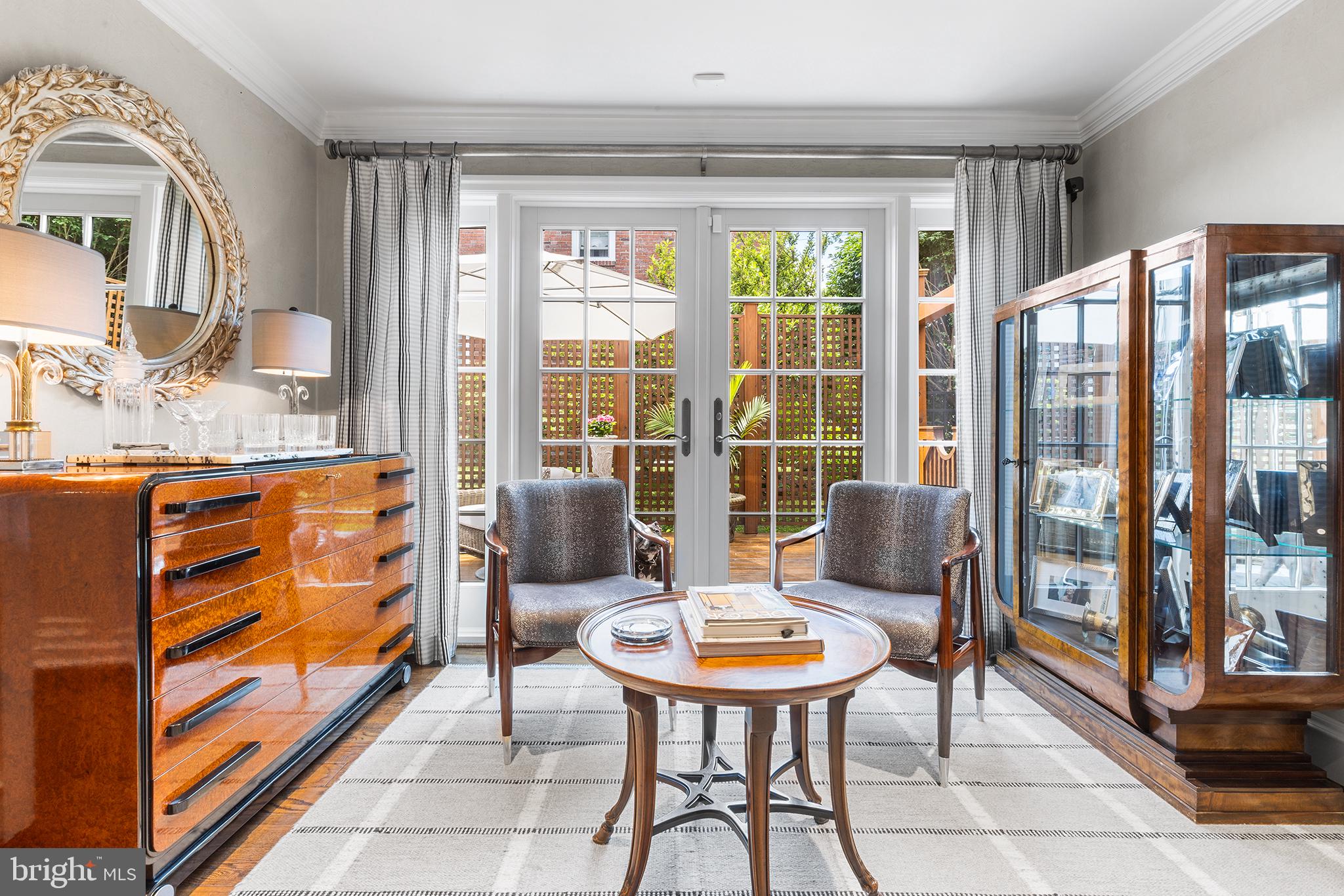 DUNN HILL - Residential