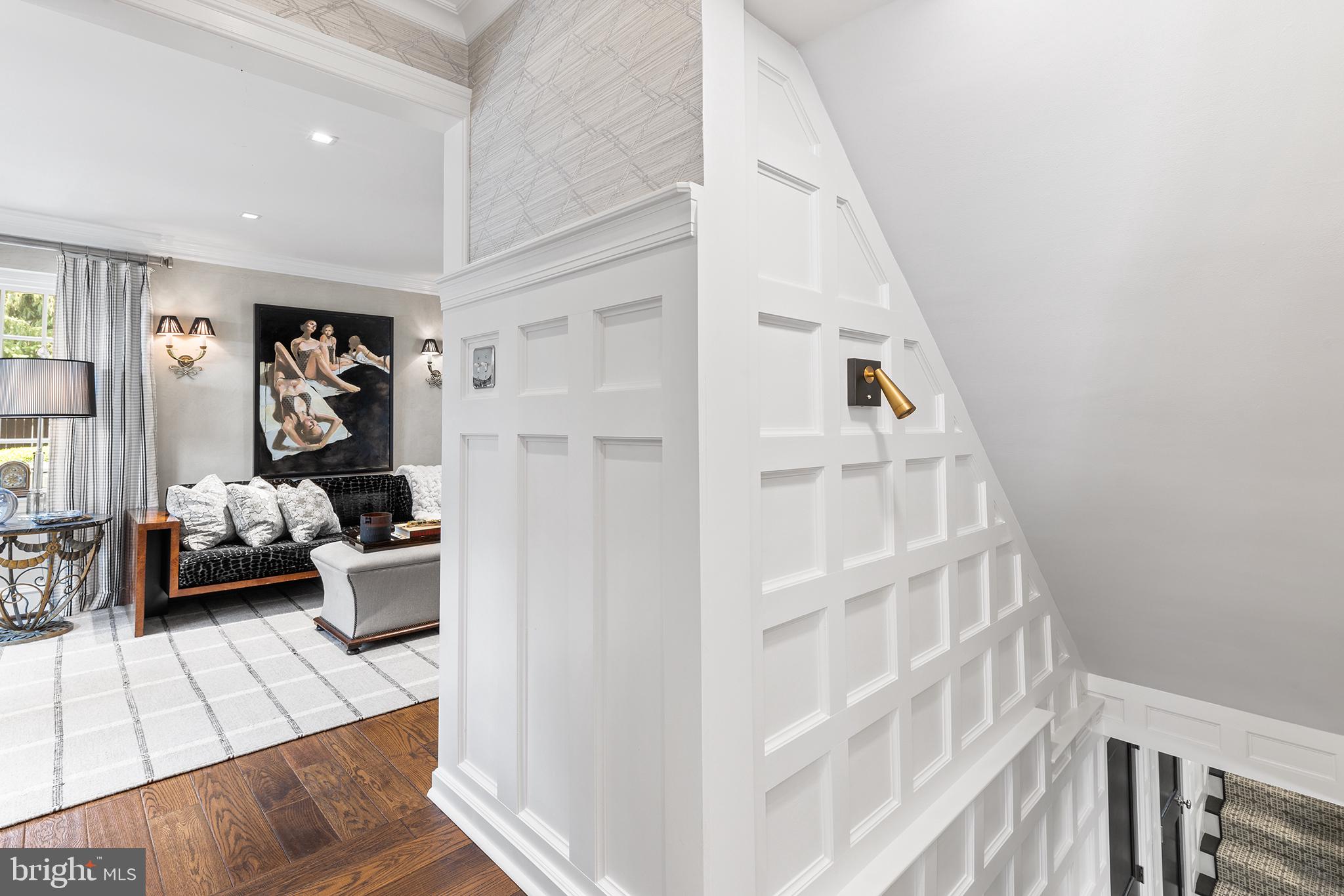 DUNN HILL - Residential