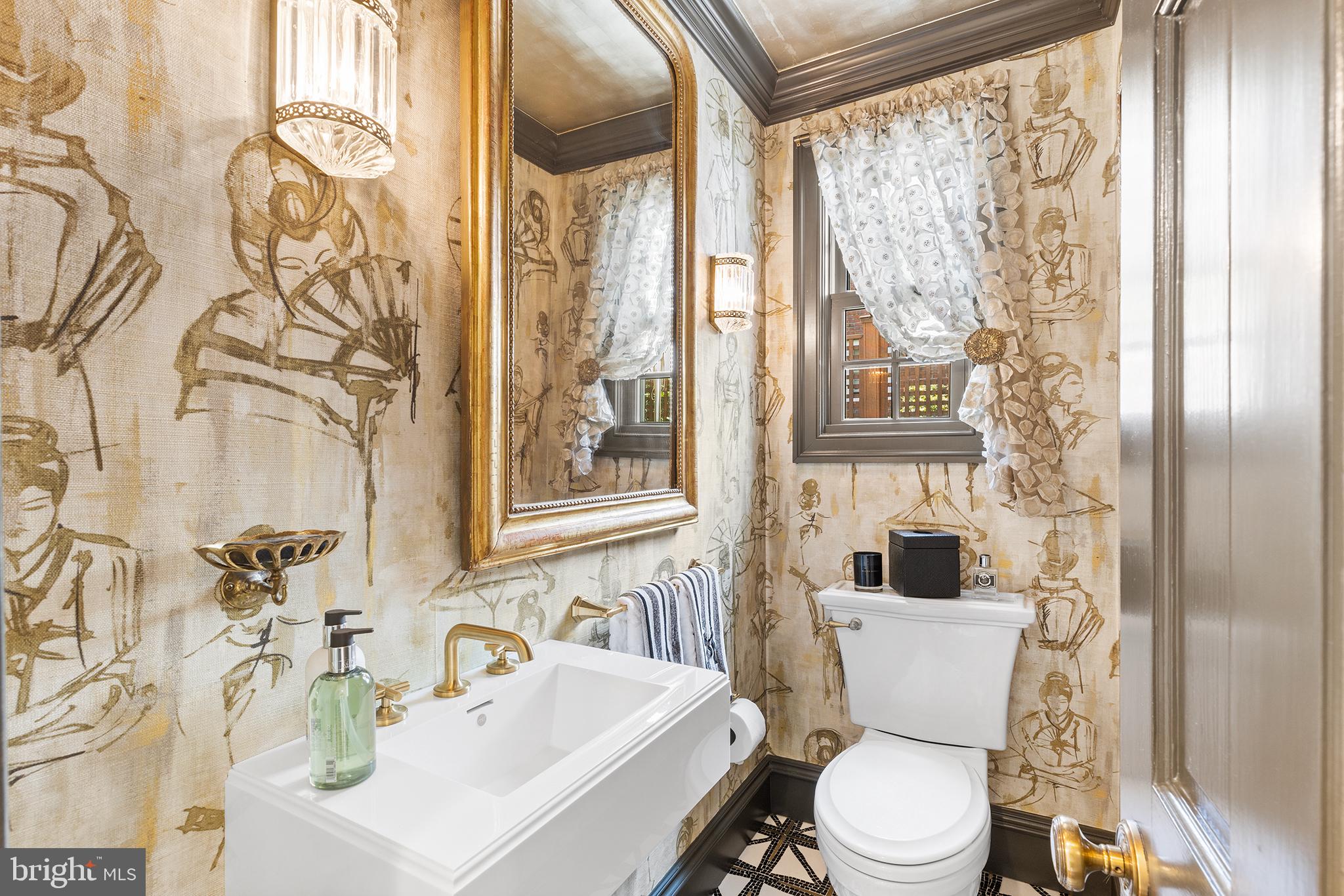 DUNN HILL - Residential