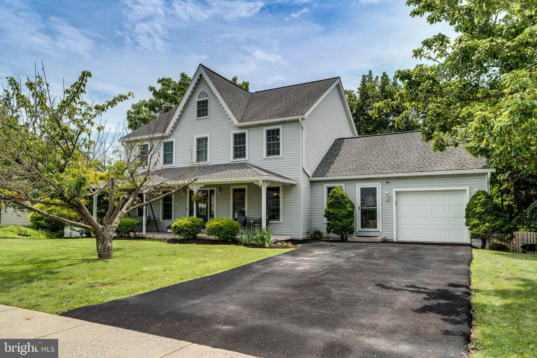 200 MULBERRY PLACE