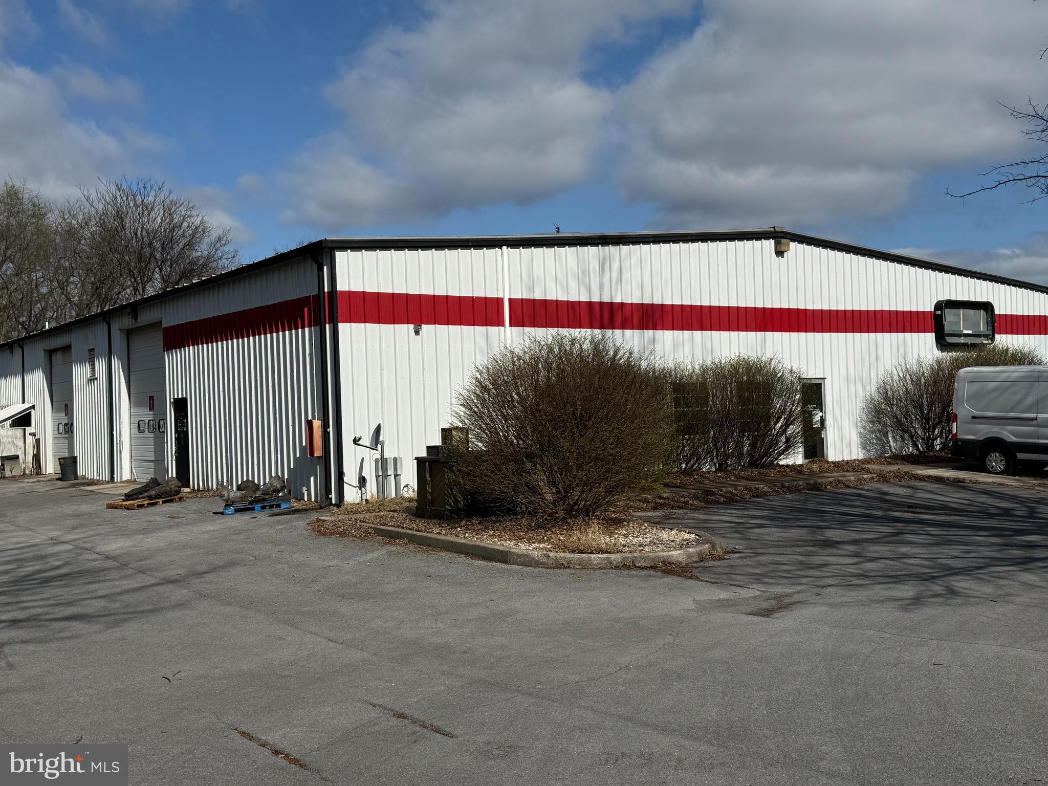 NONE AVAILABLE - Commercial Lease