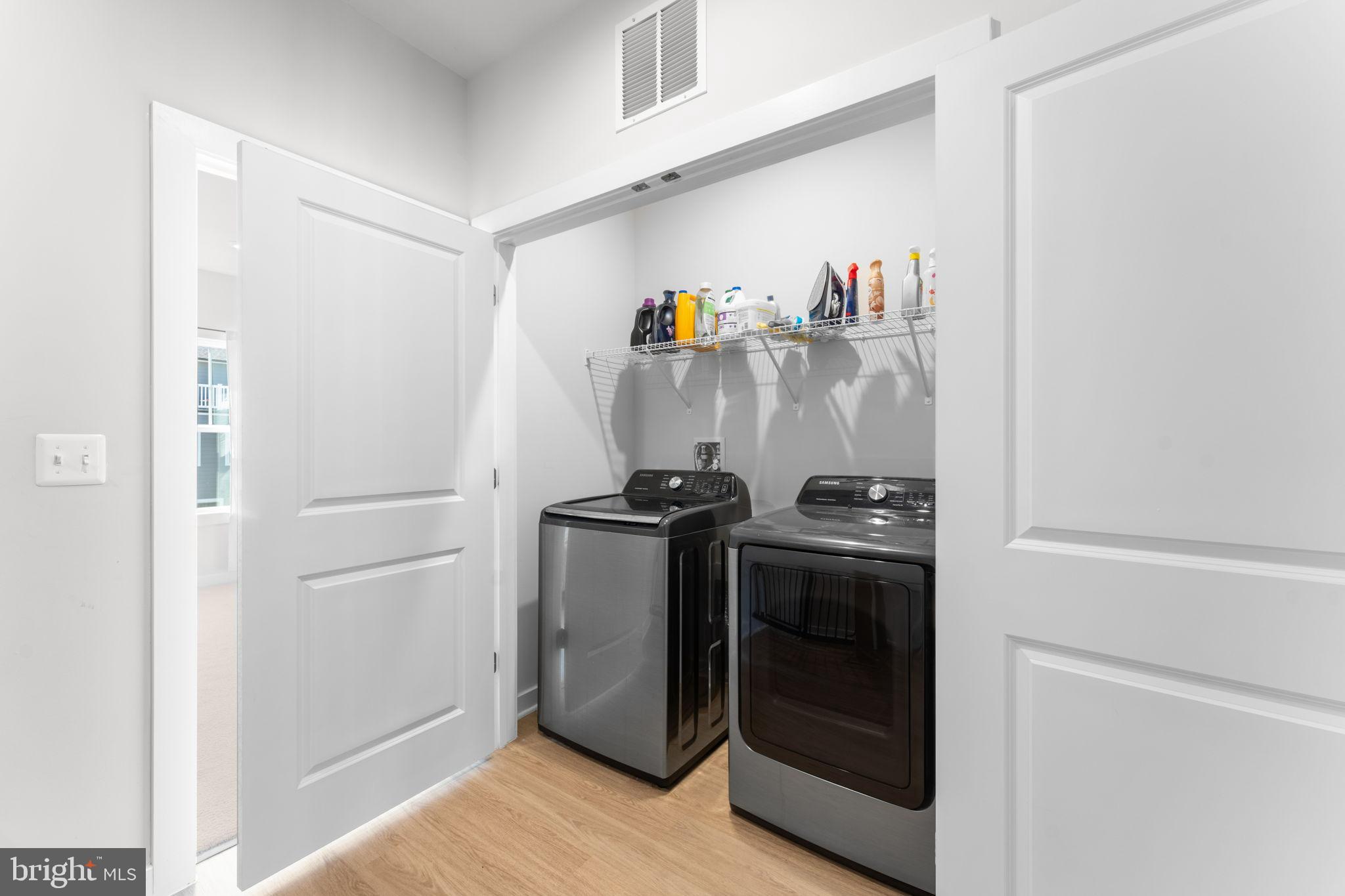 POTOMAC SHORES - Residential