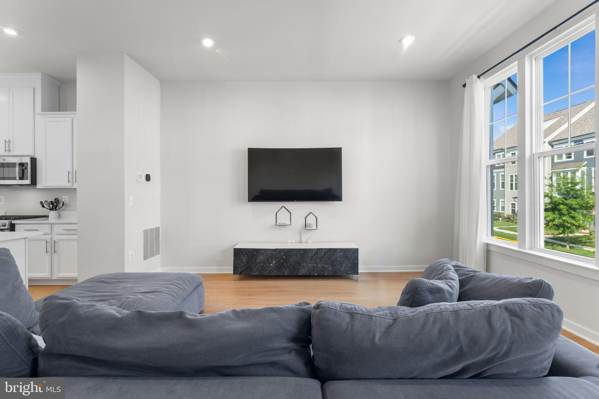 POTOMAC SHORES - Residential