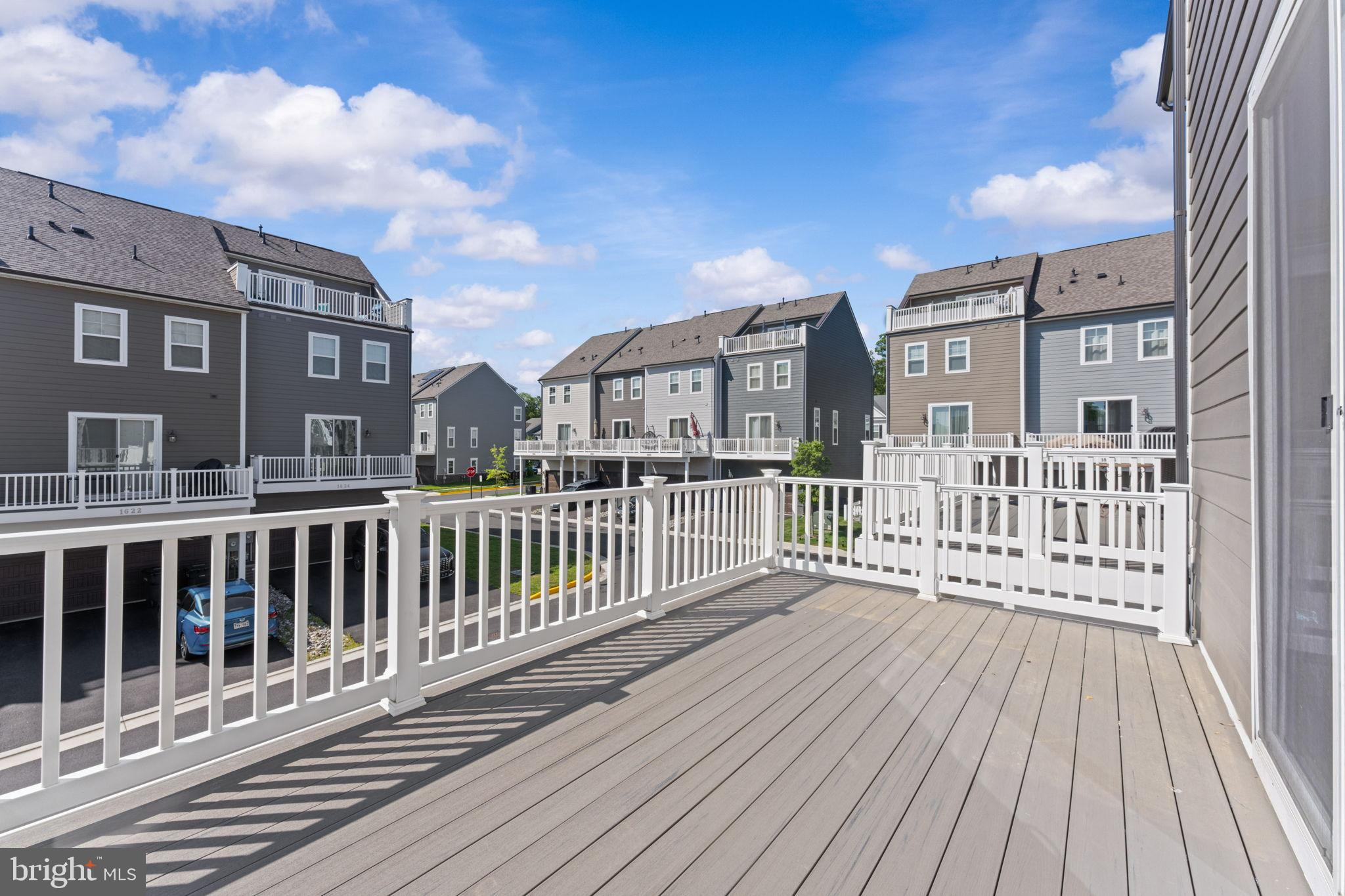 POTOMAC SHORES - Residential