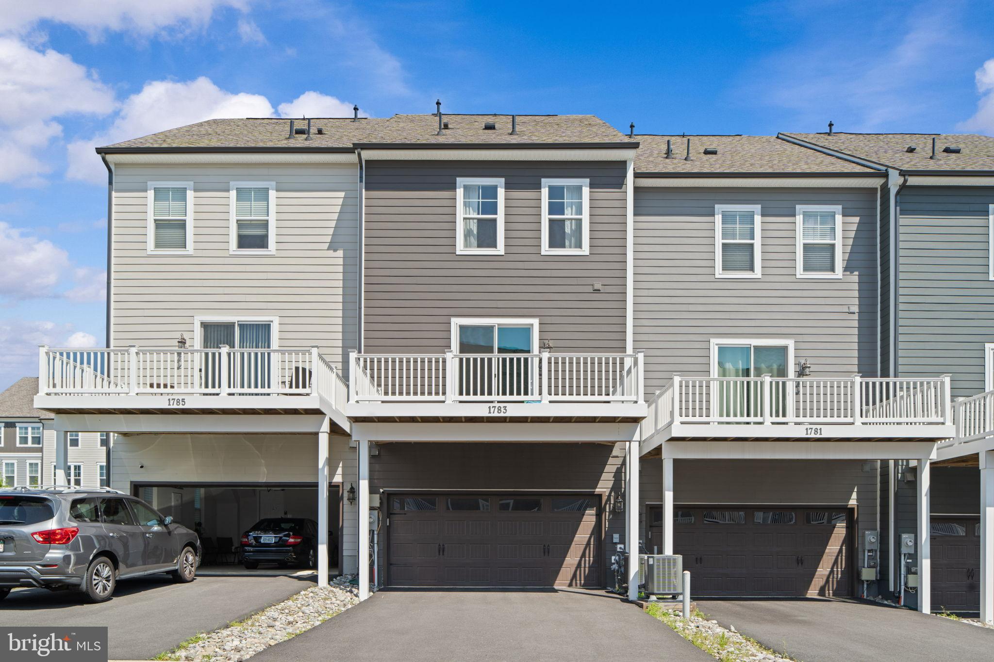 POTOMAC SHORES - Residential