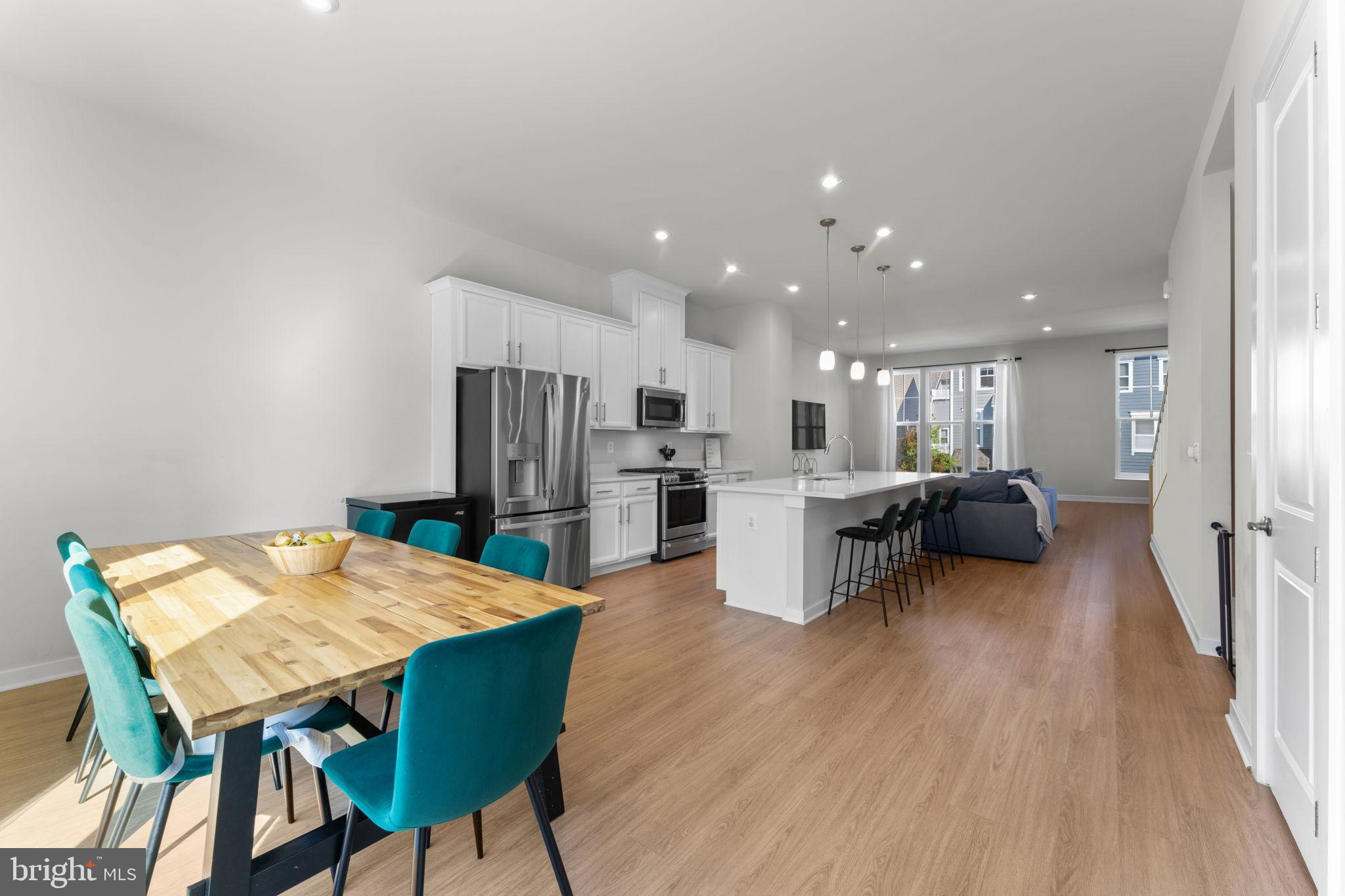 POTOMAC SHORES - Residential