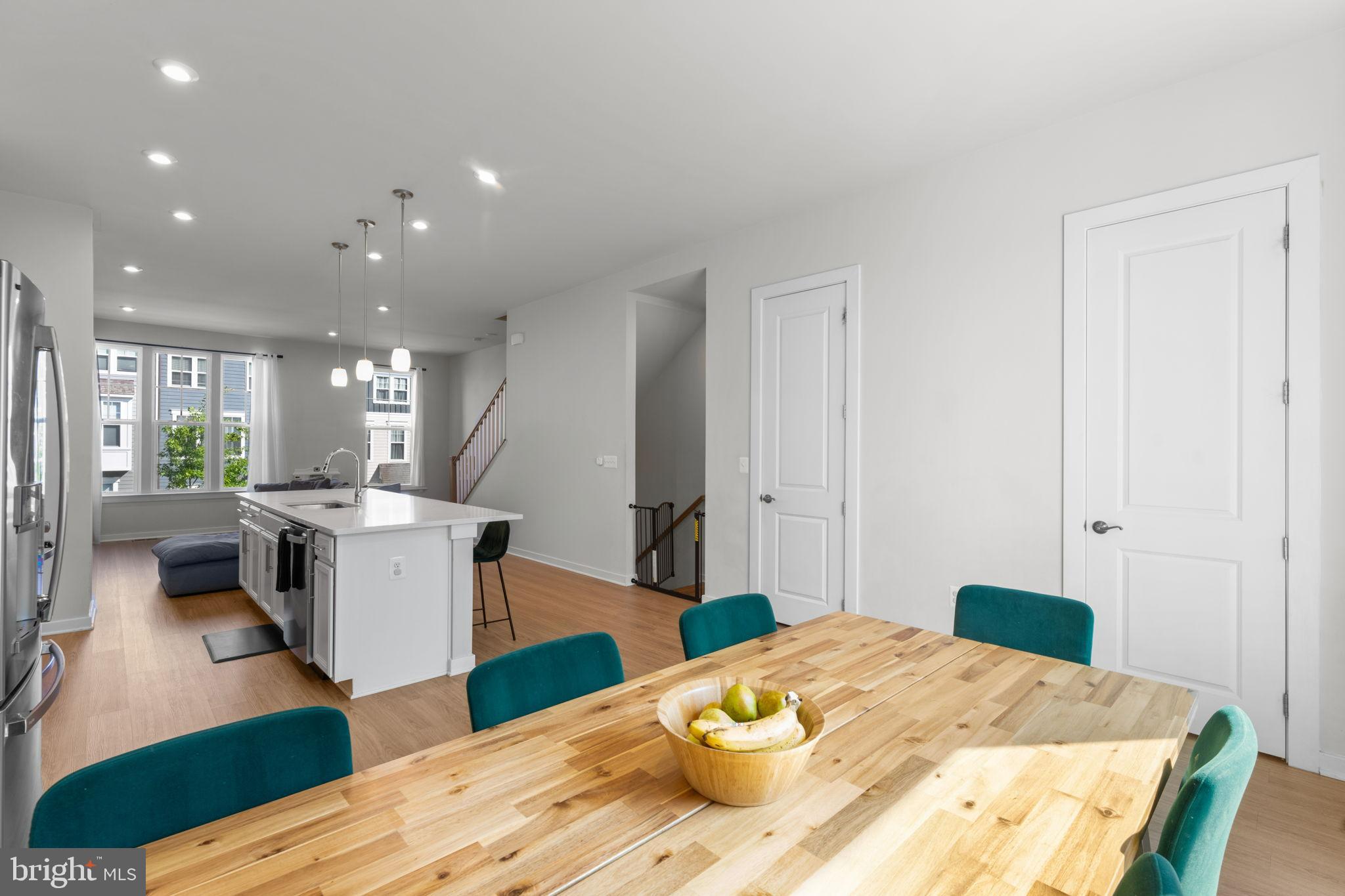 POTOMAC SHORES - Residential