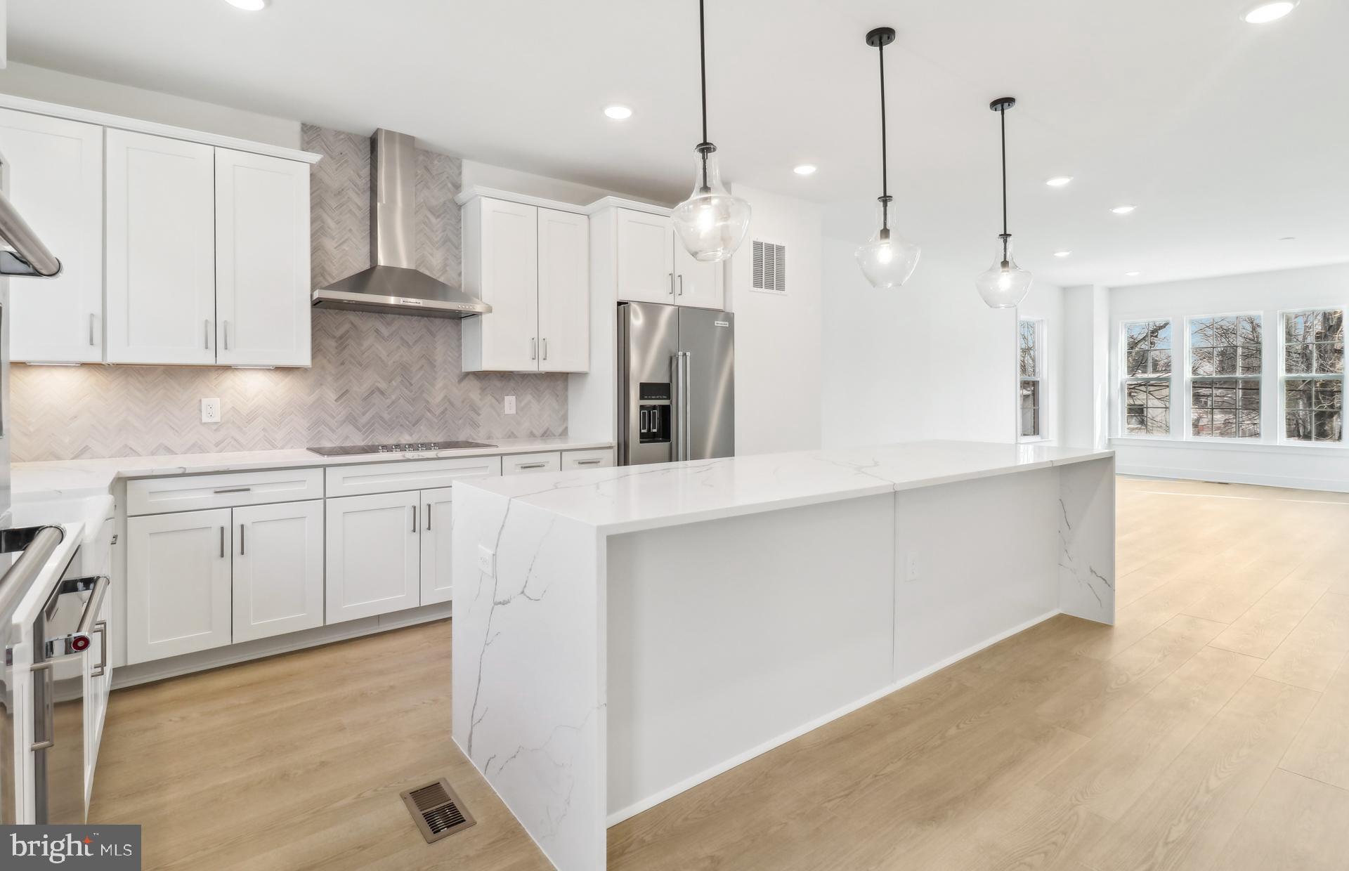 OVERLOOK AT FAIRFAX BOULEVARD - Residential