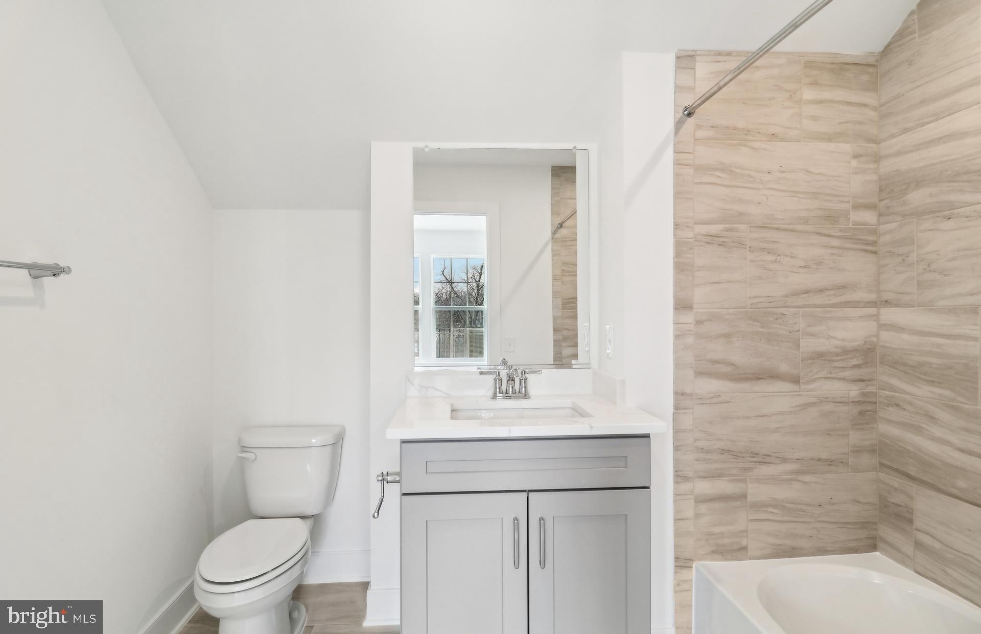 OVERLOOK AT FAIRFAX BOULEVARD - Residential