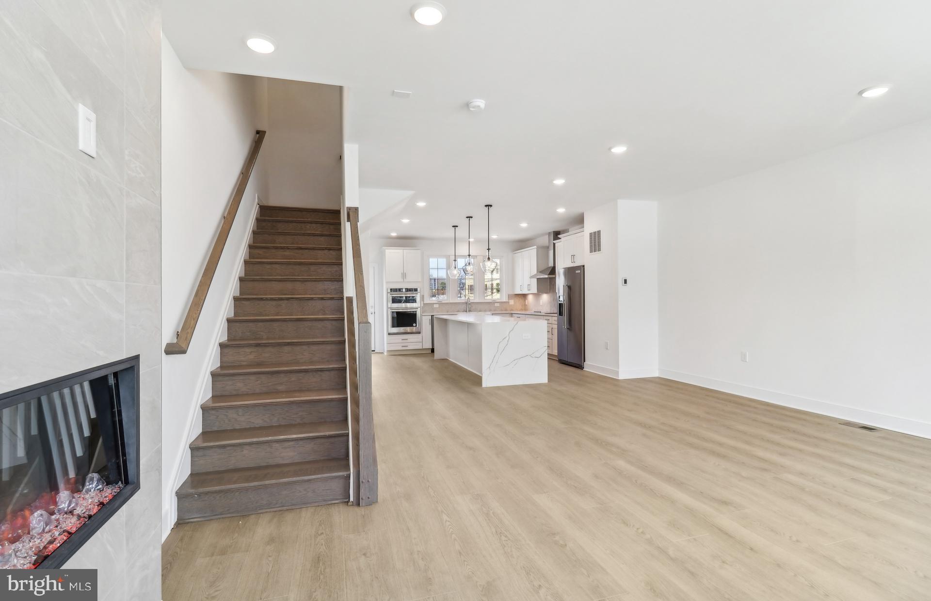 OVERLOOK AT FAIRFAX BOULEVARD - Residential