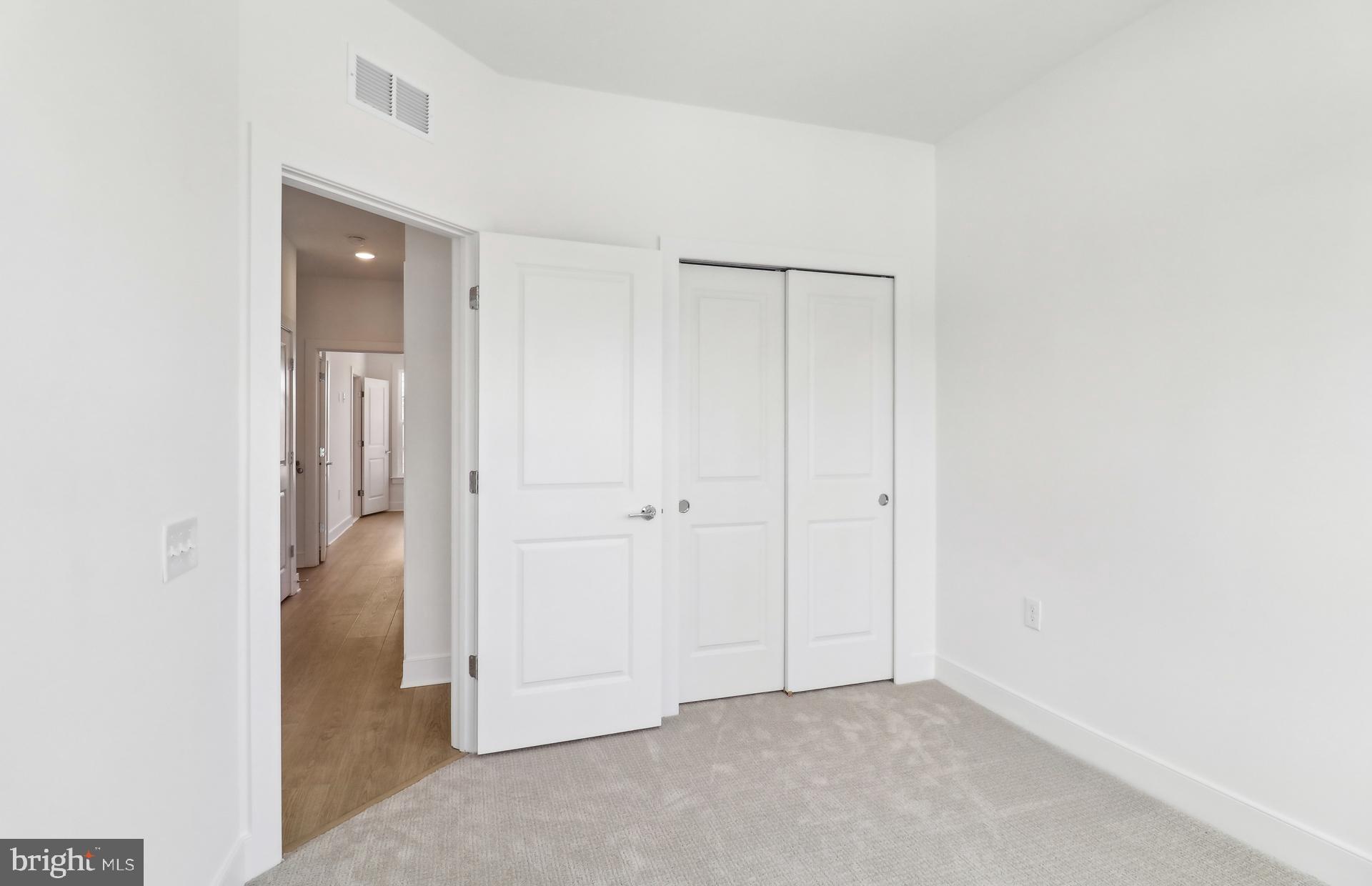 OVERLOOK AT FAIRFAX BOULEVARD - Residential