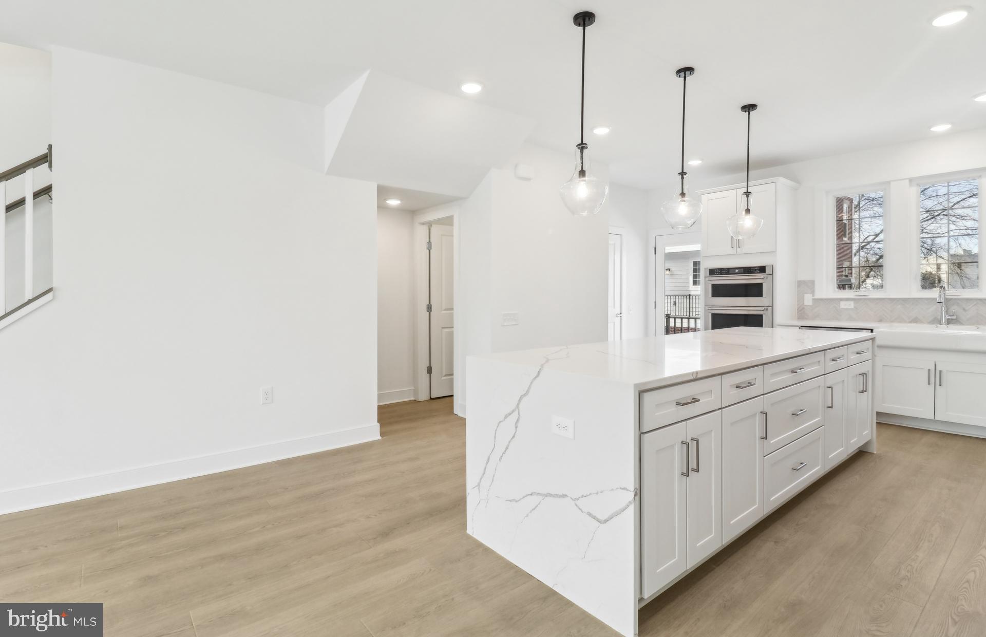 OVERLOOK AT FAIRFAX BOULEVARD - Residential