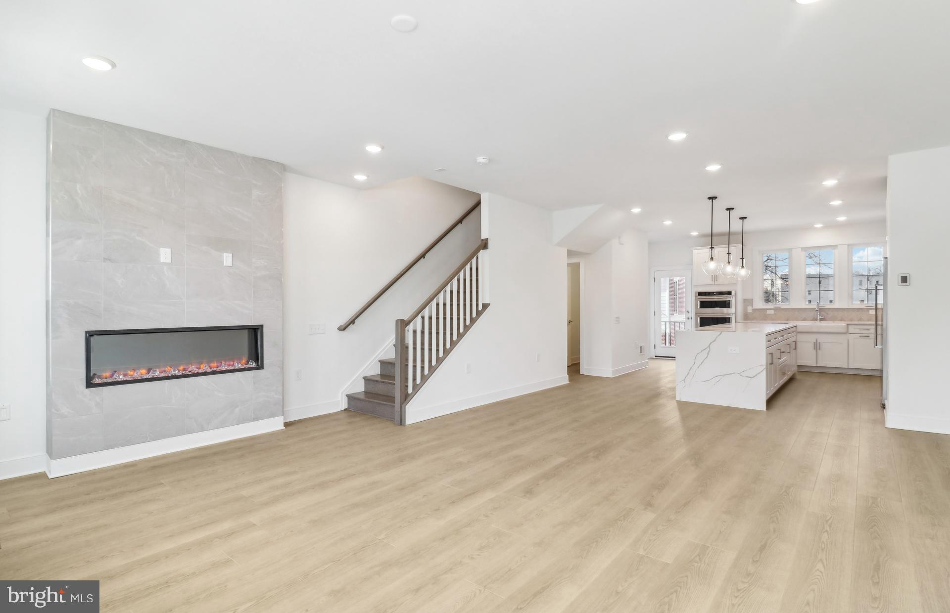 OVERLOOK AT FAIRFAX BOULEVARD - Residential