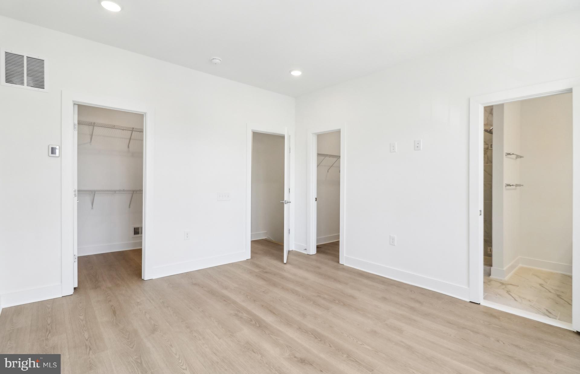 OVERLOOK AT FAIRFAX BOULEVARD - Residential