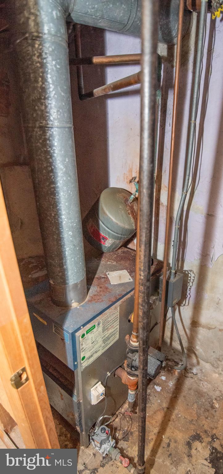 MIDTOWN EDMONDSON - Residential