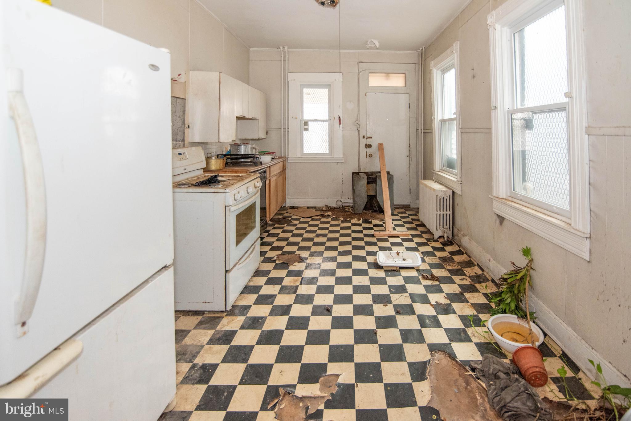 MIDTOWN EDMONDSON - Residential