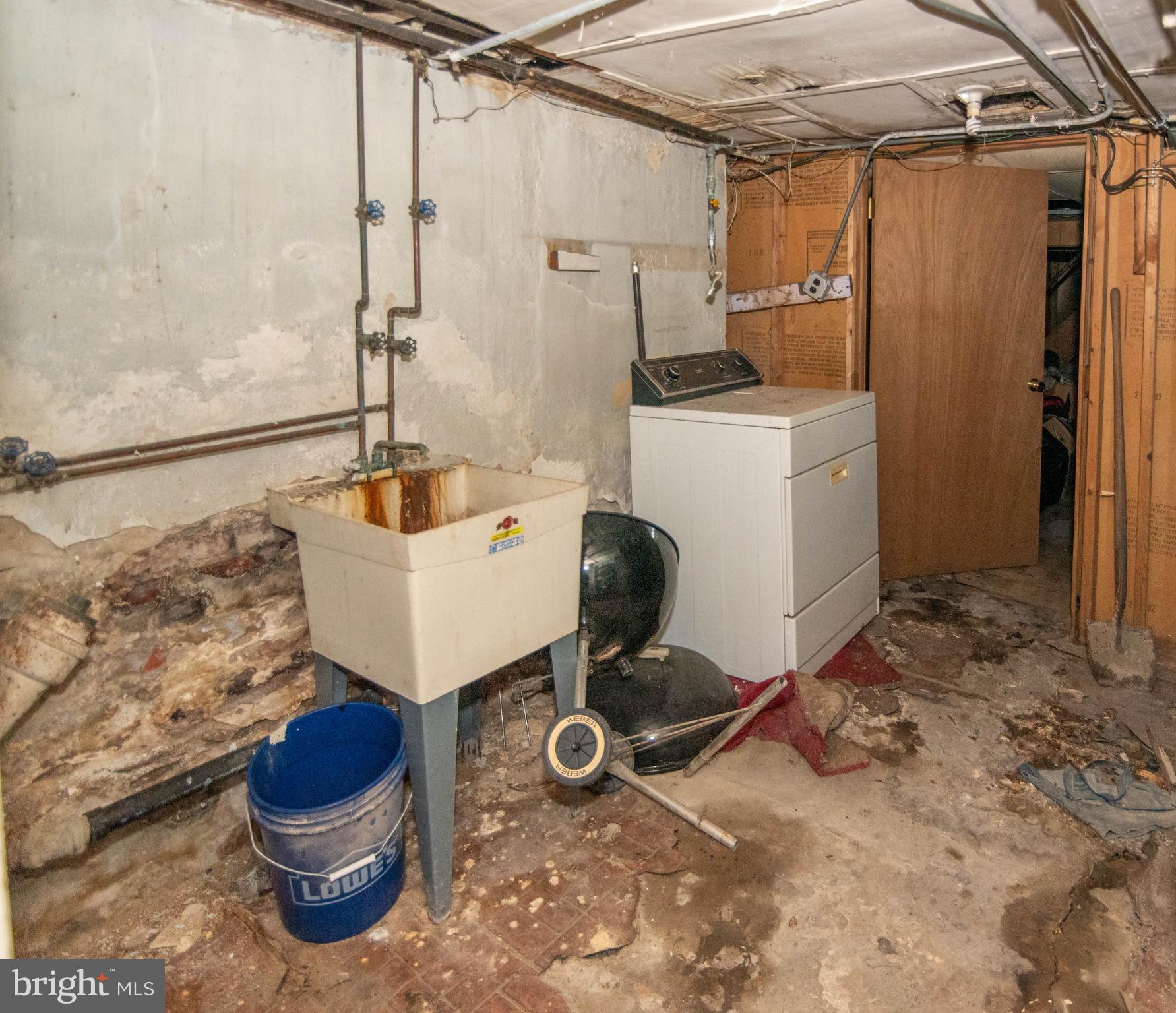 MIDTOWN EDMONDSON - Residential