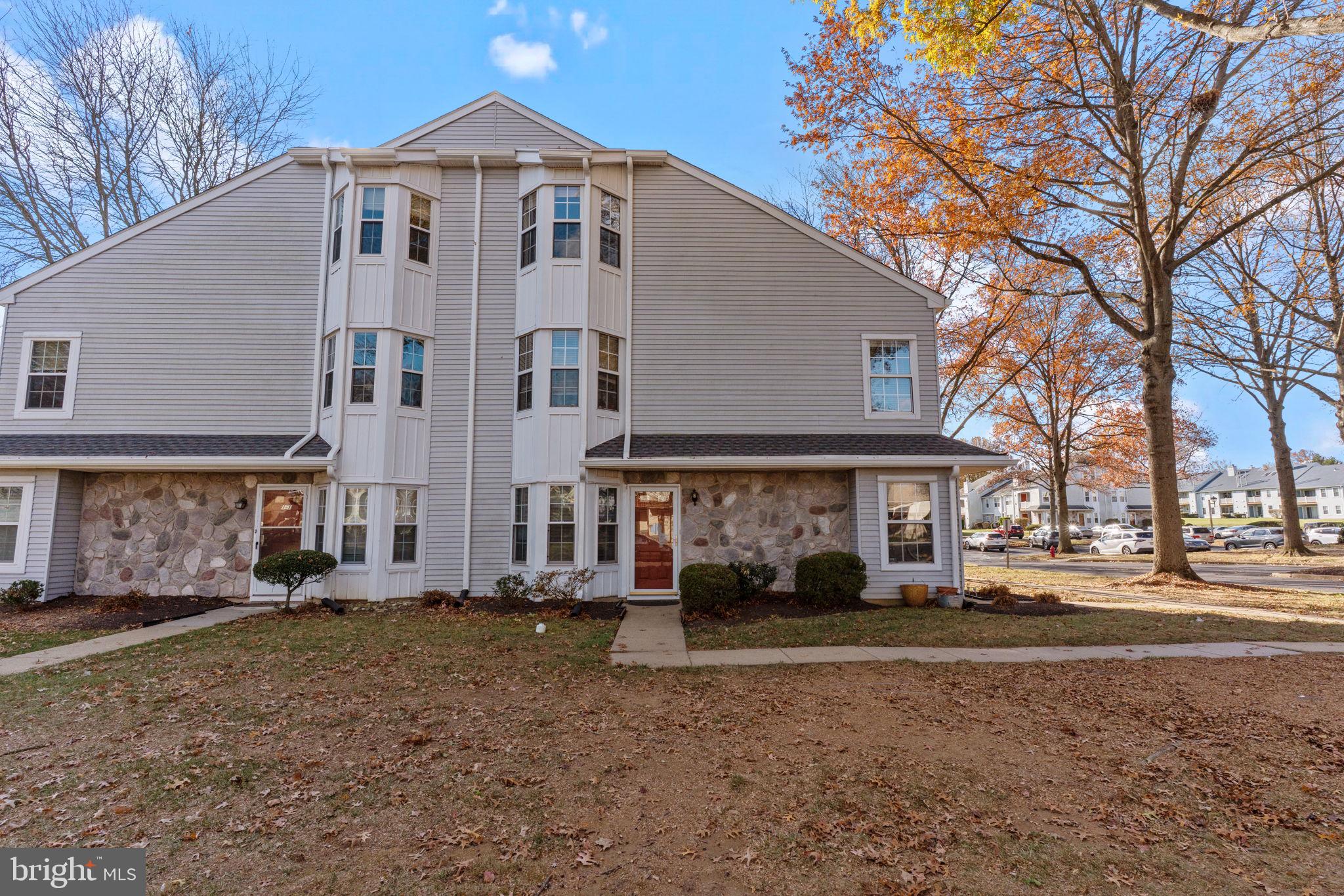 TAPESTRY - Residential Lease