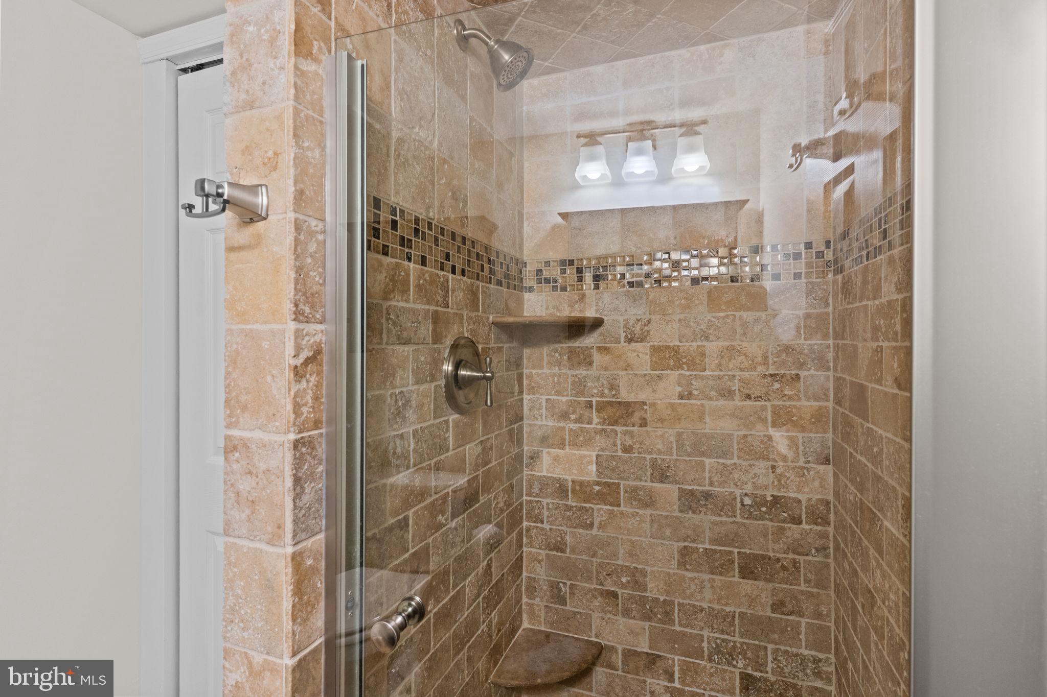 TAPESTRY - Residential Lease