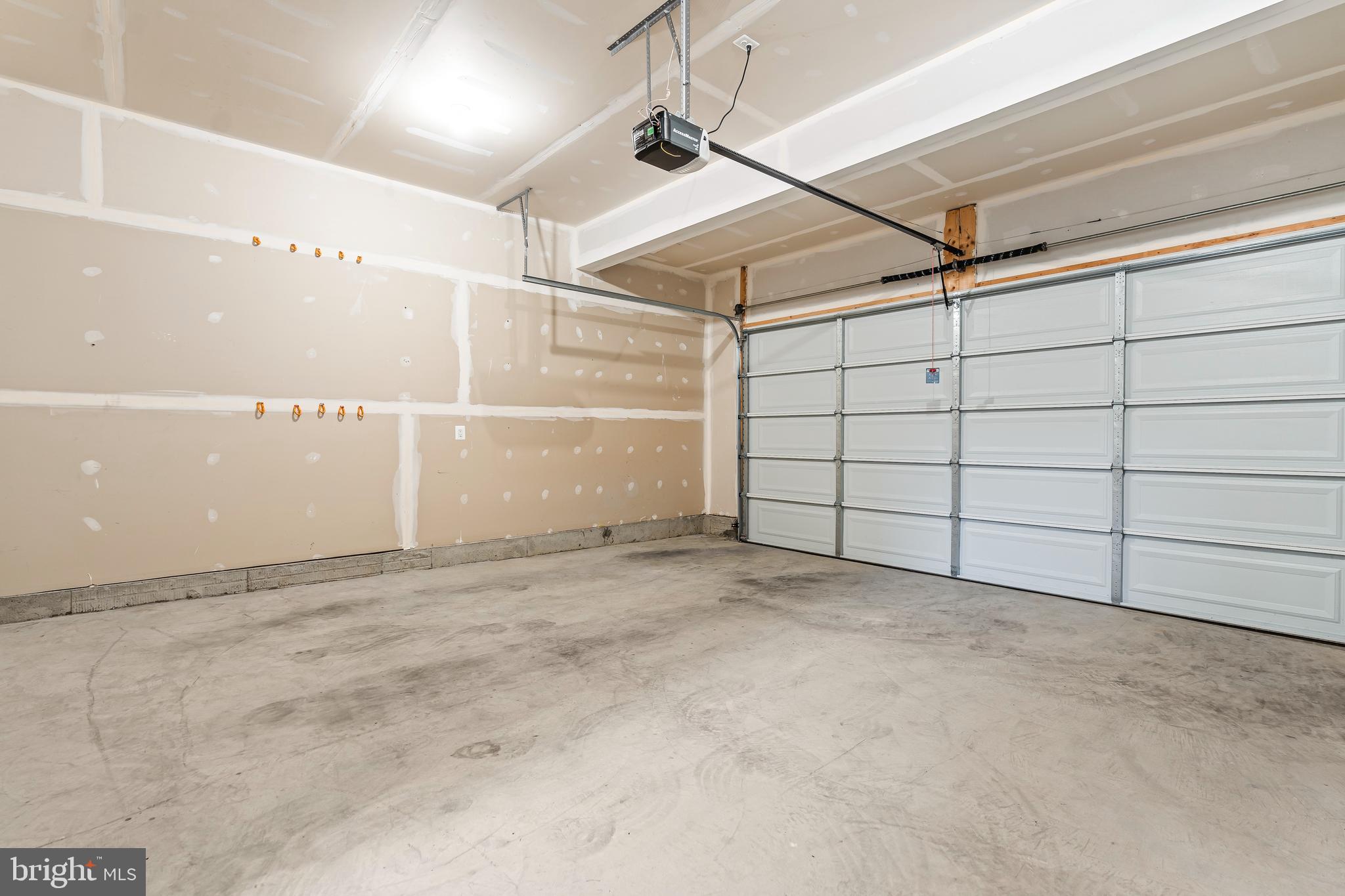 HAGERS CROSSING - Residential