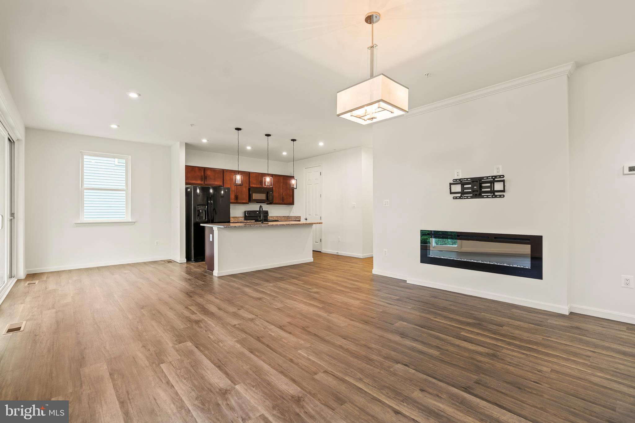 HAGERS CROSSING - Residential