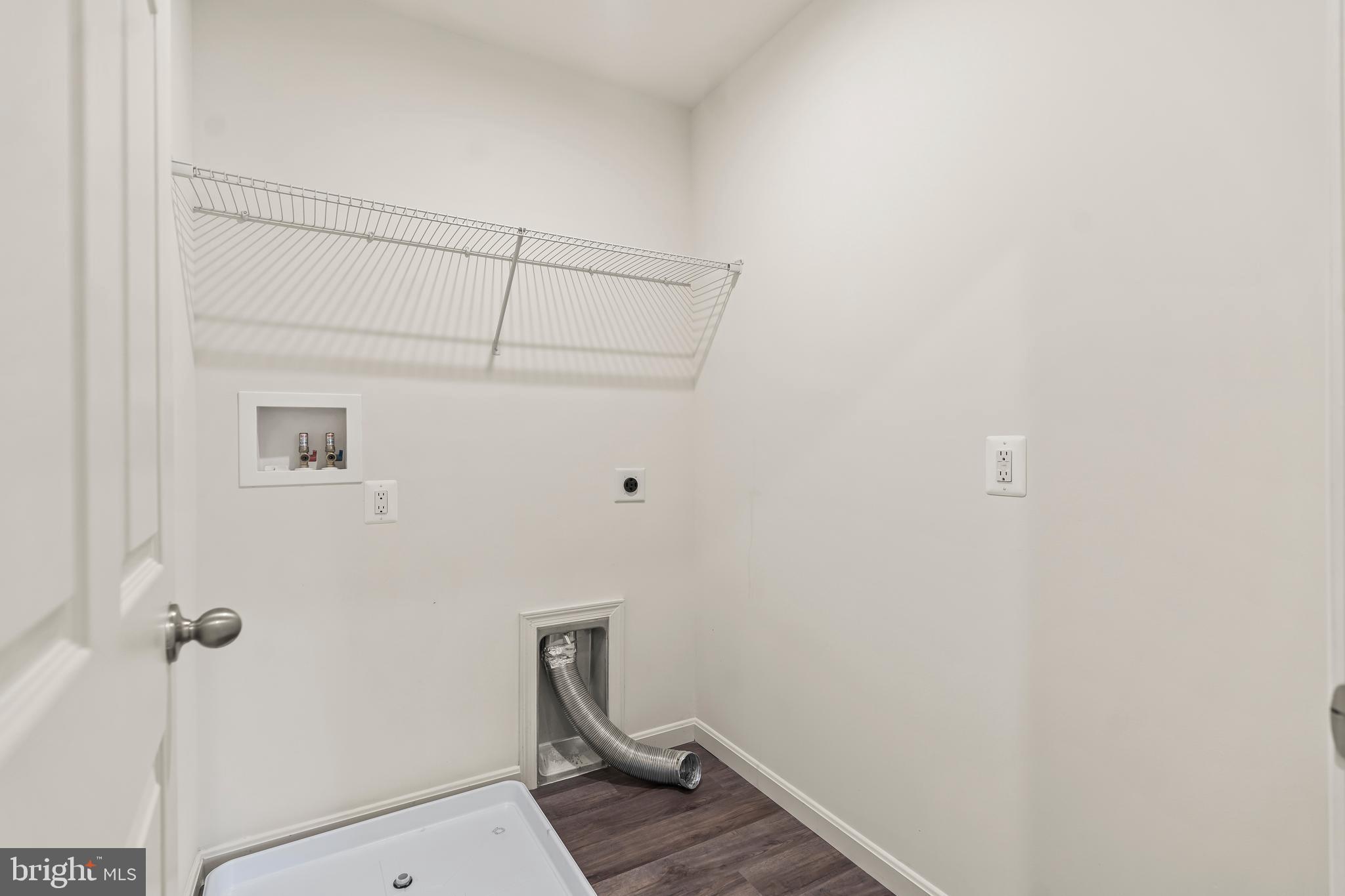 HAGERS CROSSING - Residential