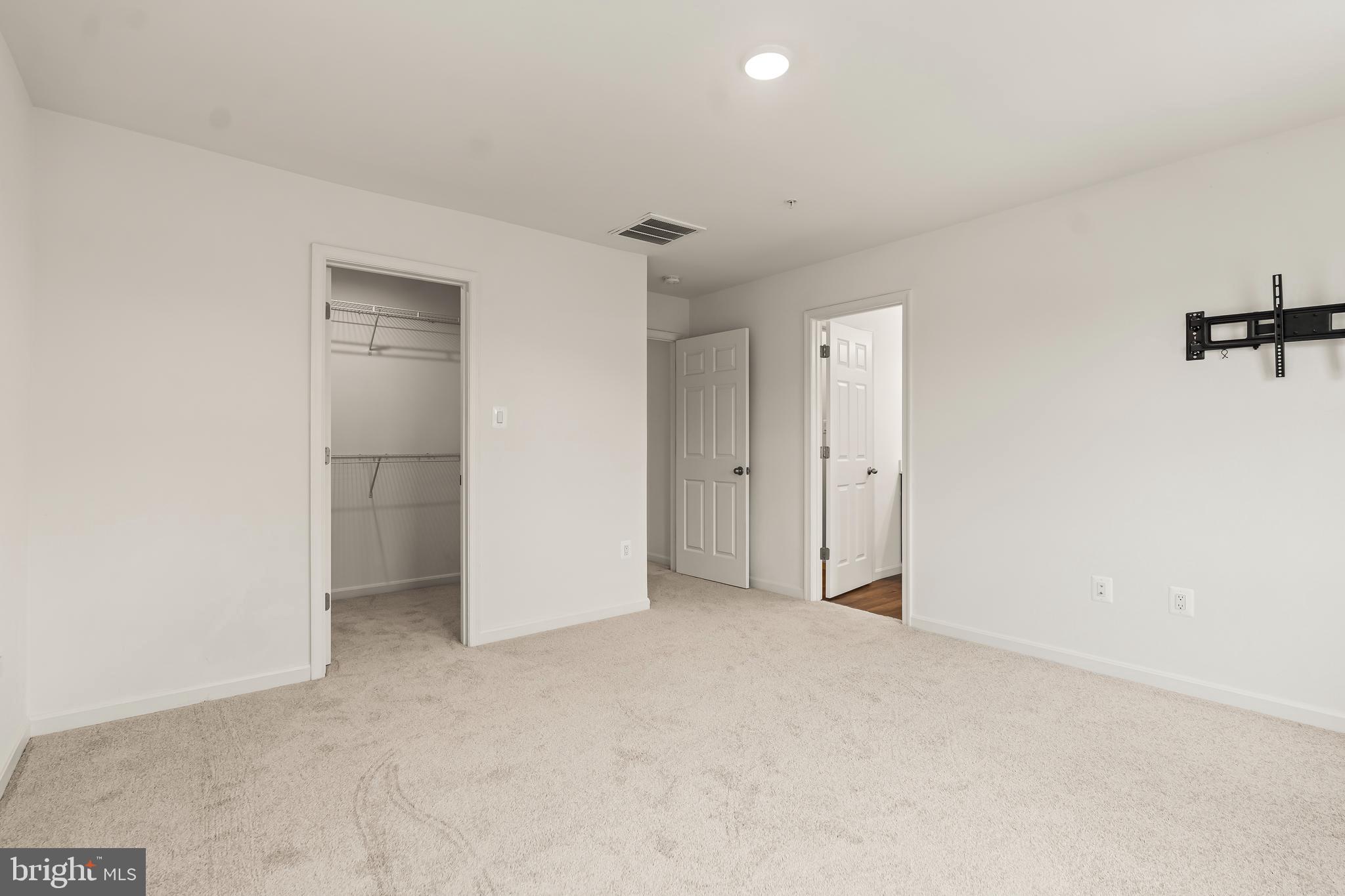 HAGERS CROSSING - Residential